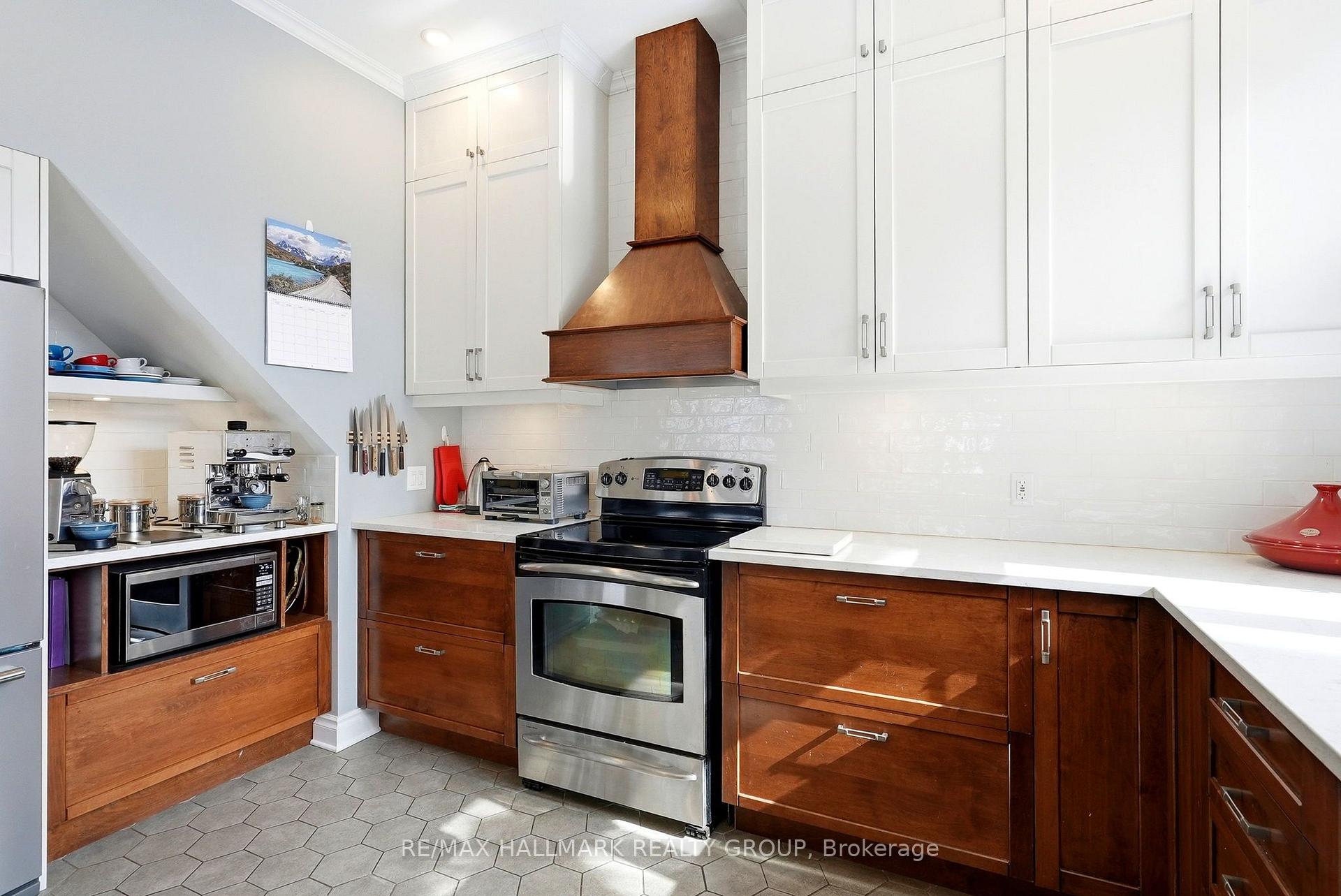 Photo 32 of 53 Scrivens Street, Ottawa, Britannia — HOMEH