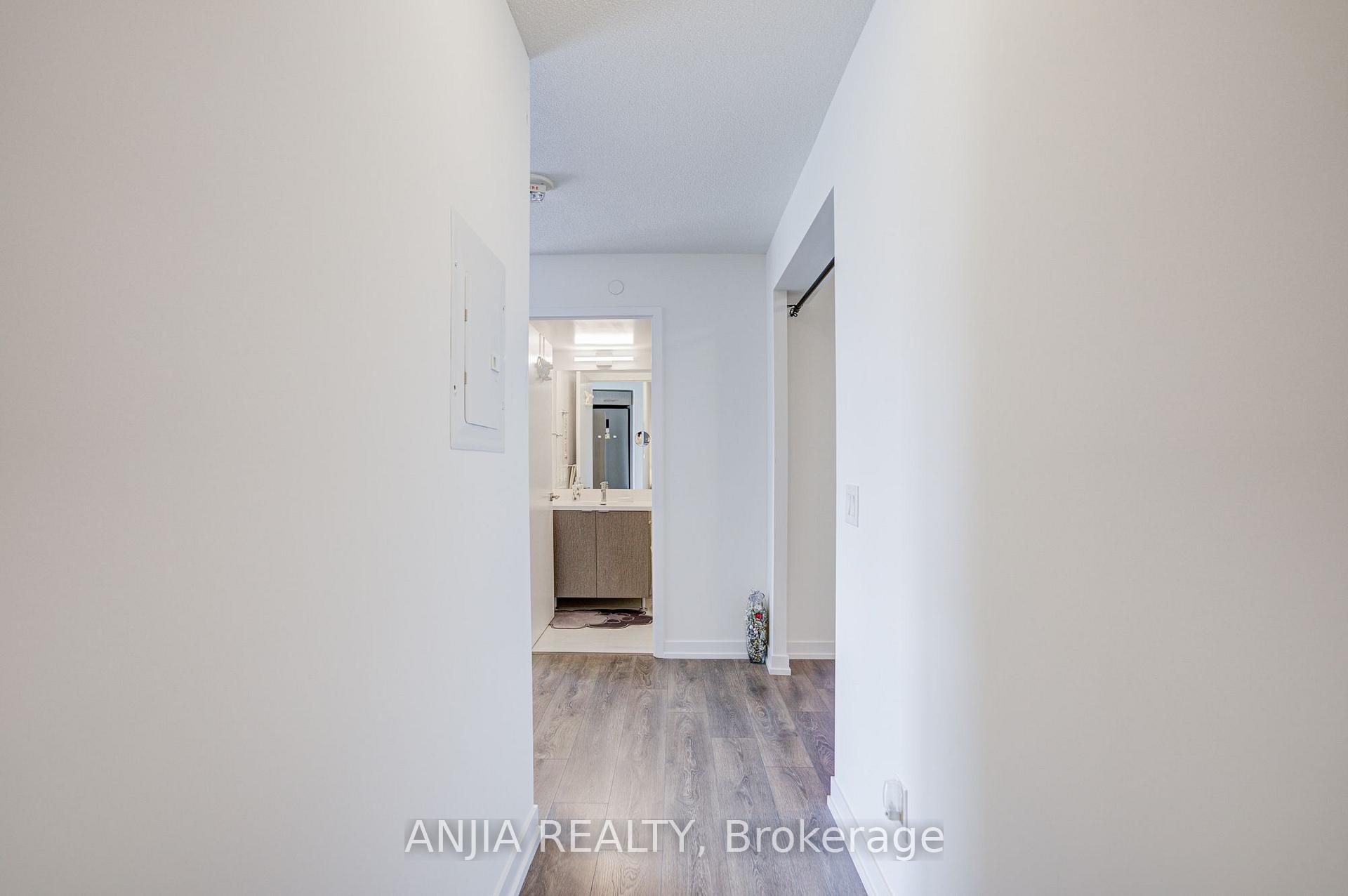 Photo 10 of Unit 803, 219 Dundas Street E, Toronto, Moss Park — HOMEH