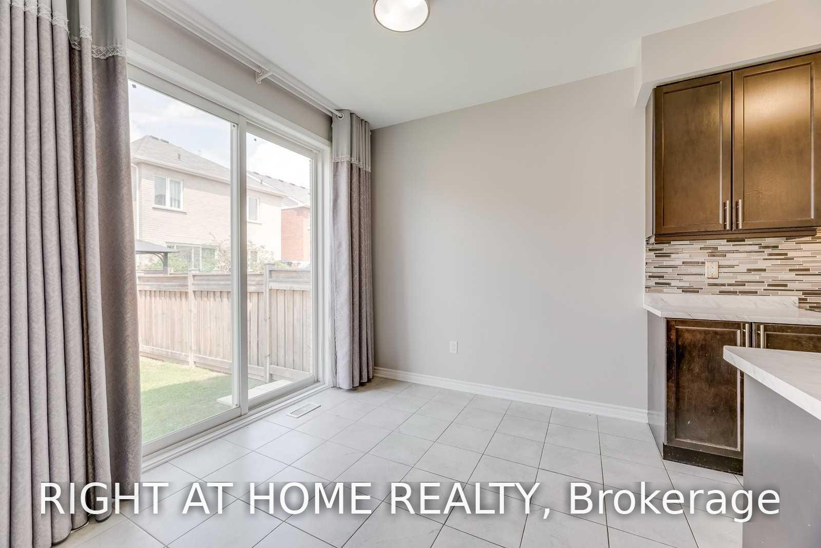 Photo 19 of Unit Upper, 455 Clarkson Gate, Milton, Ford — HOMEH