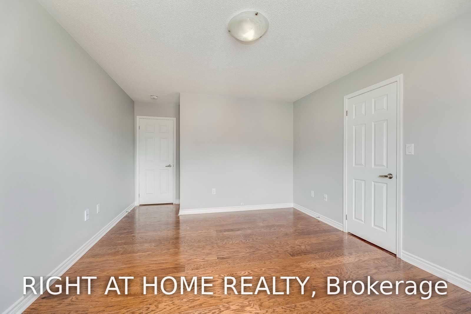 Photo 23 of Unit Upper, 455 Clarkson Gate, Milton, Ford — HOMEH
