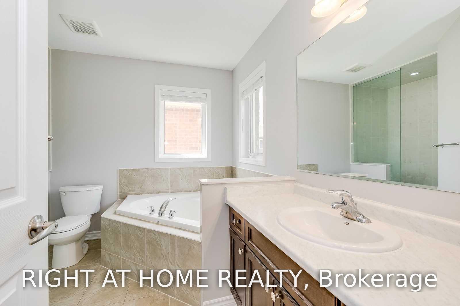 Photo 24 of Unit Upper, 455 Clarkson Gate, Milton, Ford — HOMEH