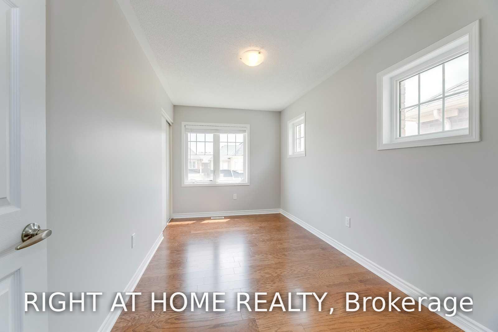 Photo 29 of Unit Upper, 455 Clarkson Gate, Milton, Ford — HOMEH