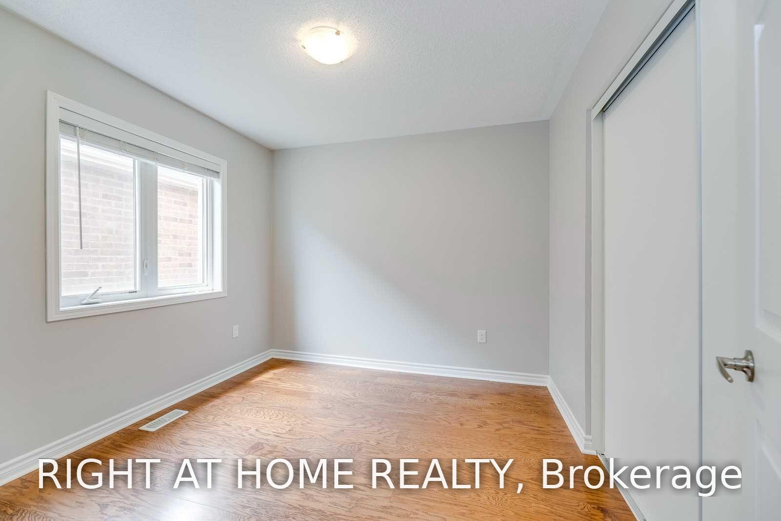 Photo 31 of Unit Upper, 455 Clarkson Gate, Milton, Ford — HOMEH