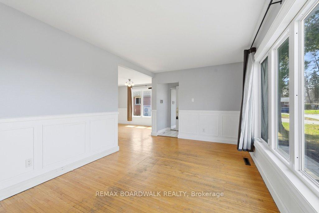 Photo 6 of 1279 Adirondack Drive, Ottawa, Kenson Park — HOMEH