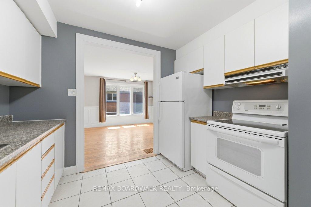 Photo 13 of 1279 Adirondack Drive, Ottawa, Kenson Park — HOMEH