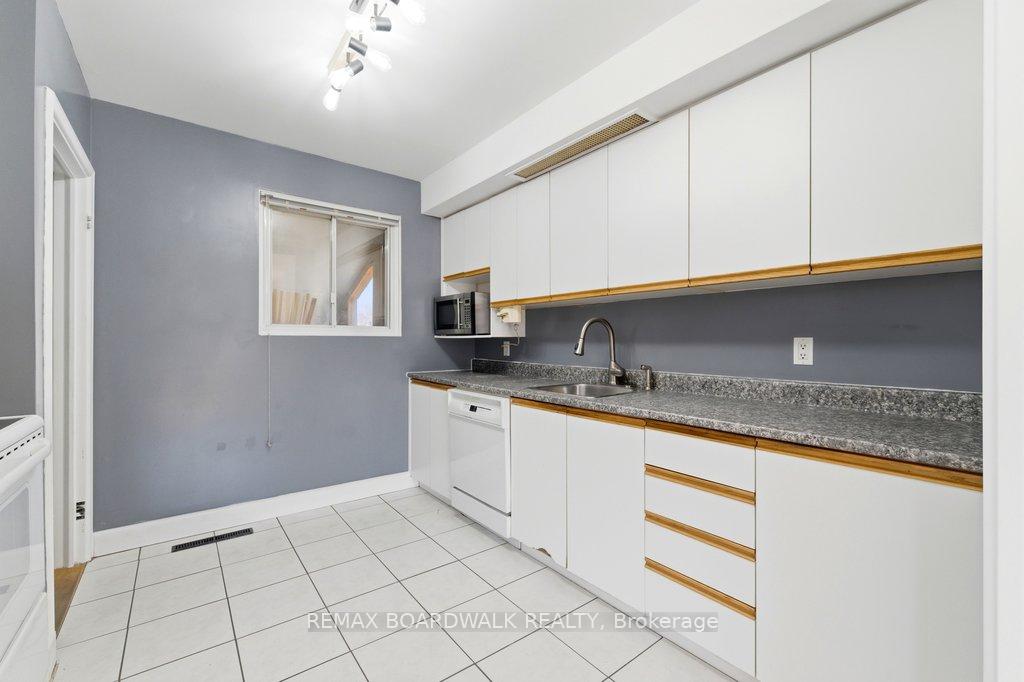 Photo 14 of 1279 Adirondack Drive, Ottawa, Kenson Park — HOMEH