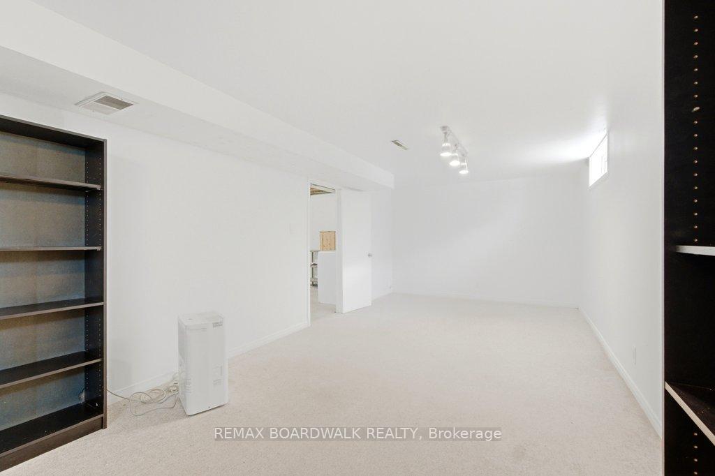 Photo 21 of 1279 Adirondack Drive, Ottawa, Kenson Park — HOMEH