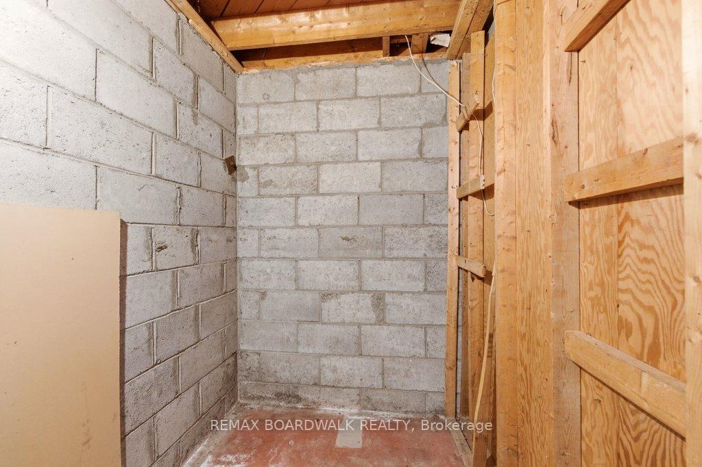 Photo 26 of 1279 Adirondack Drive, Ottawa, Kenson Park — HOMEH
