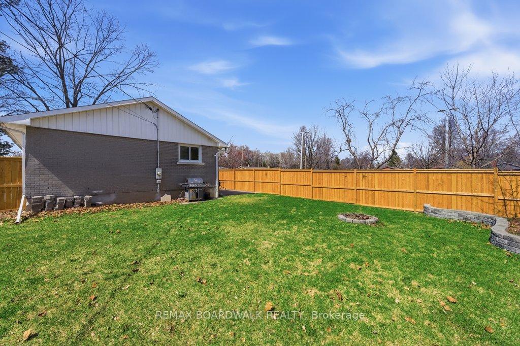 Photo 29 of 1279 Adirondack Drive, Ottawa, Kenson Park — HOMEH