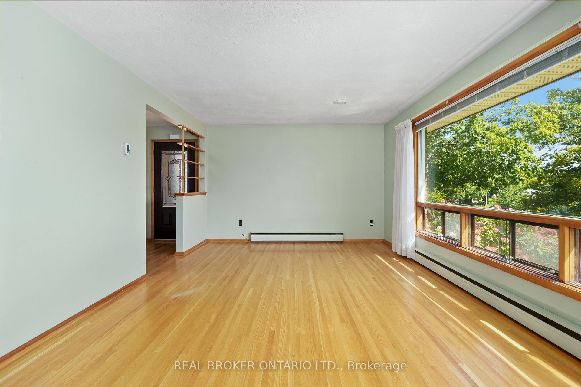 Photo 12 of 1311 Edmison Drive, Peterborough, Northcrest Ward 5 — HOMEH