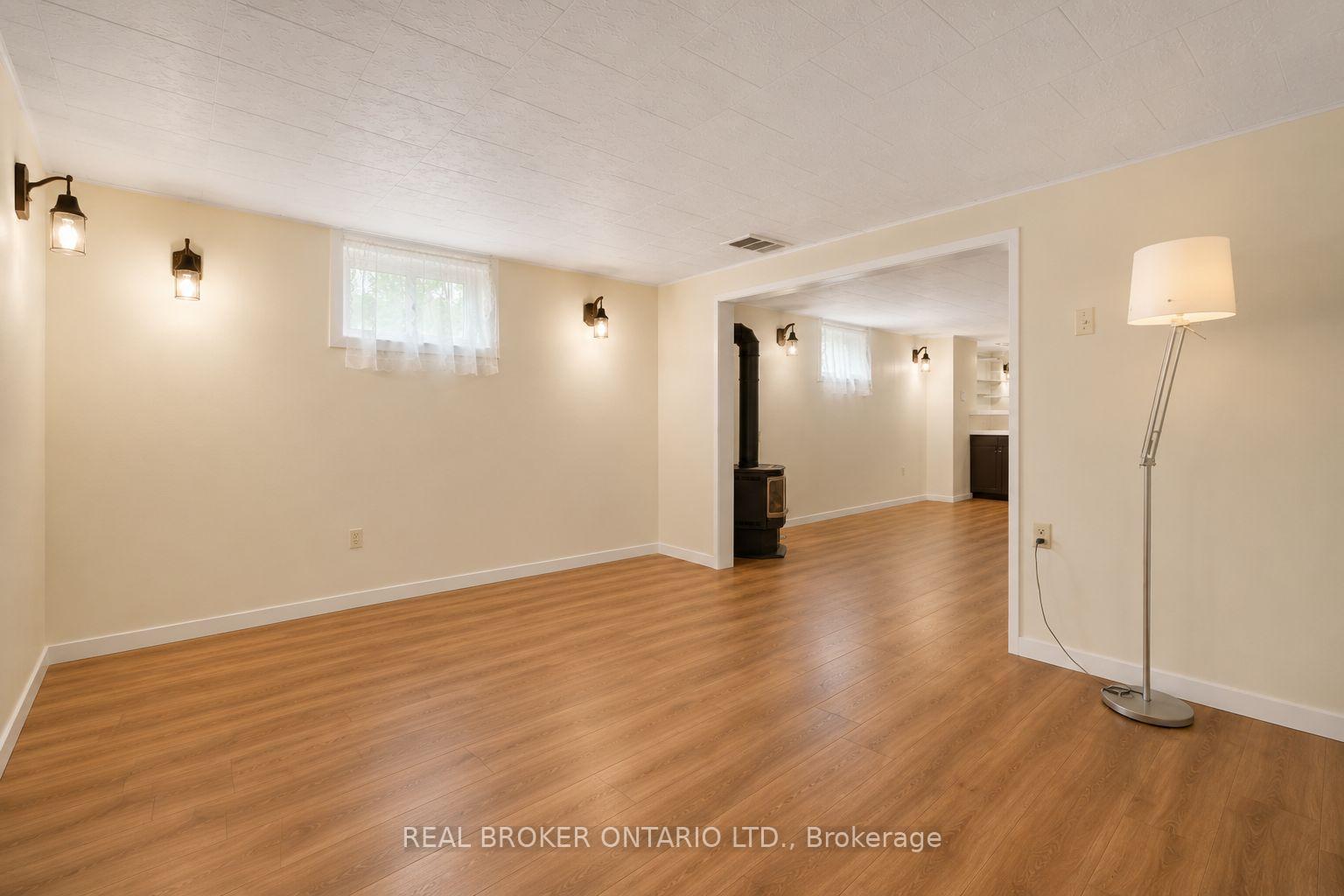 Photo 28 of 1311 Edmison Drive, Peterborough, Northcrest Ward 5 — HOMEH