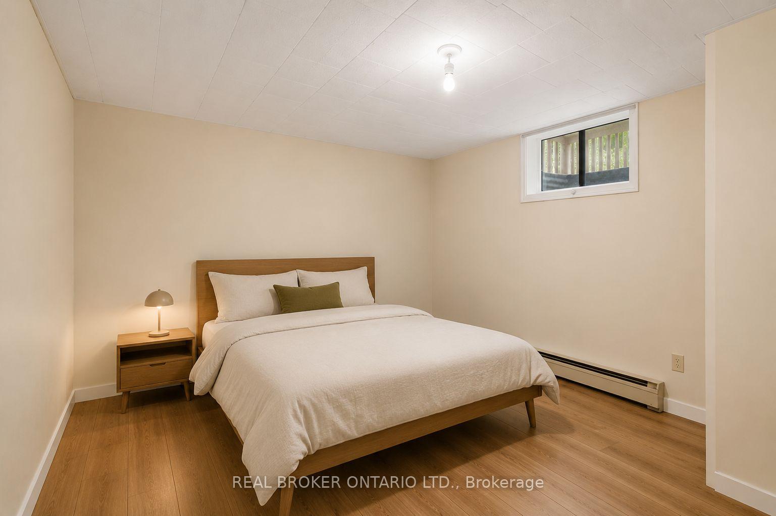Photo 33 of 1311 Edmison Drive, Peterborough, Northcrest Ward 5 — HOMEH