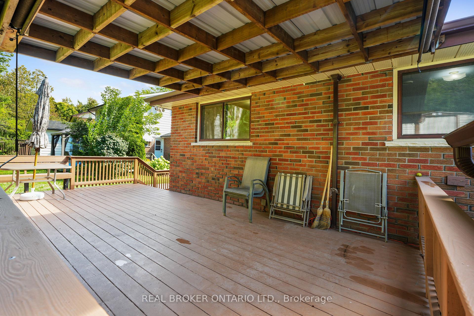 Photo 37 of 1311 Edmison Drive, Peterborough, Northcrest Ward 5 — HOMEH