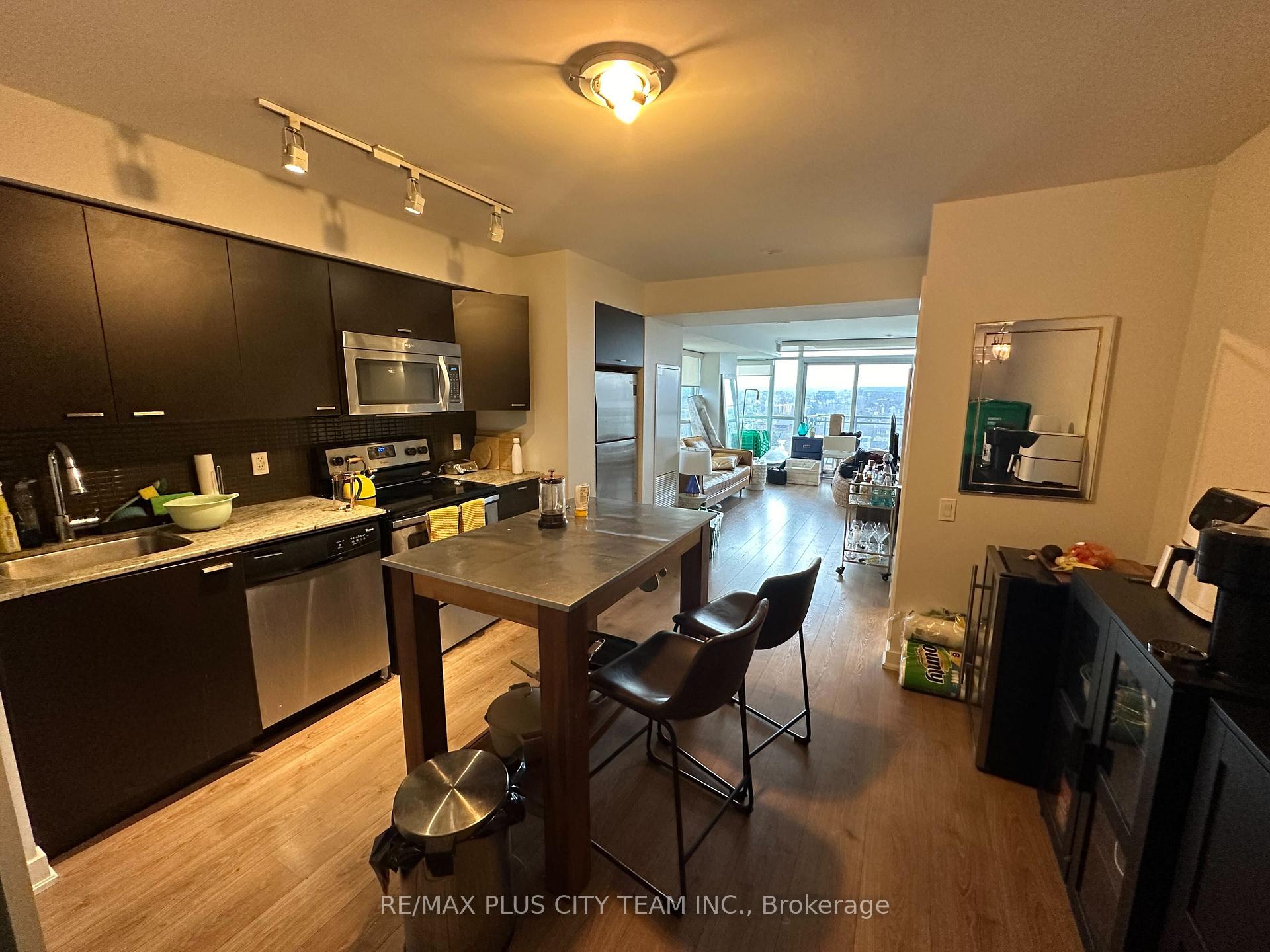 Photo 4 of Unit 1502, 78 Tecumseth Street, Toronto, Niagara — HOMEH