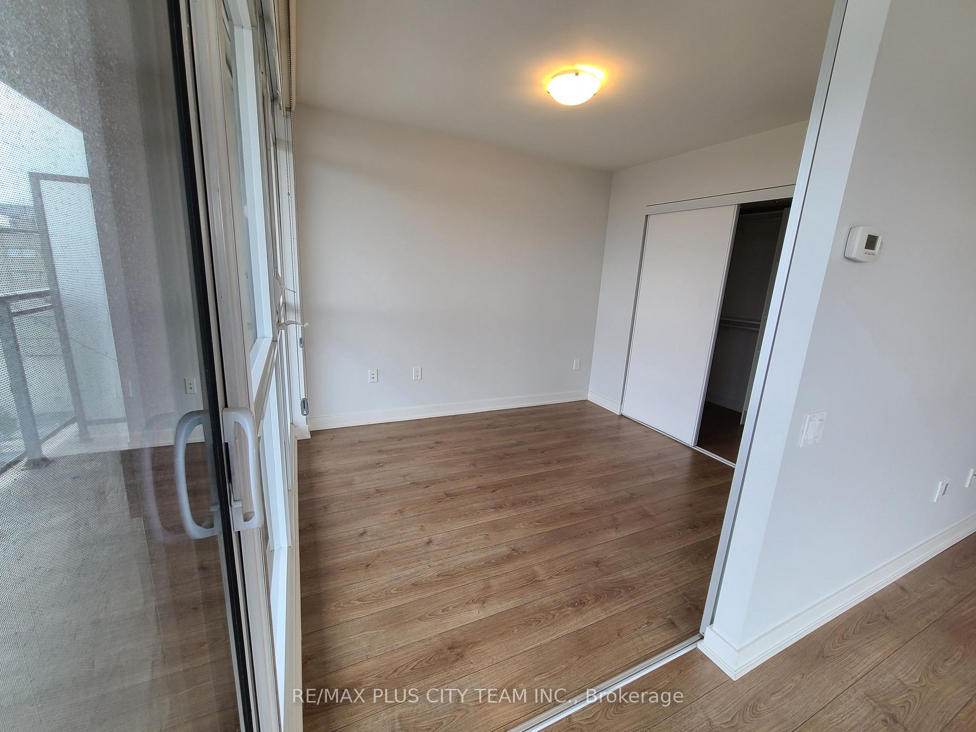 Photo 10 of Unit 1502, 78 Tecumseth Street, Toronto, Niagara — HOMEH