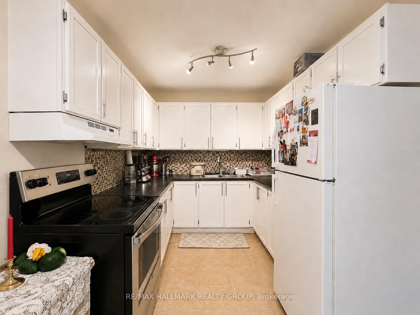 Photo 7 of Unit 163, 825 Cahill Drive W, Ottawa, Hunt Club — HOMEH
