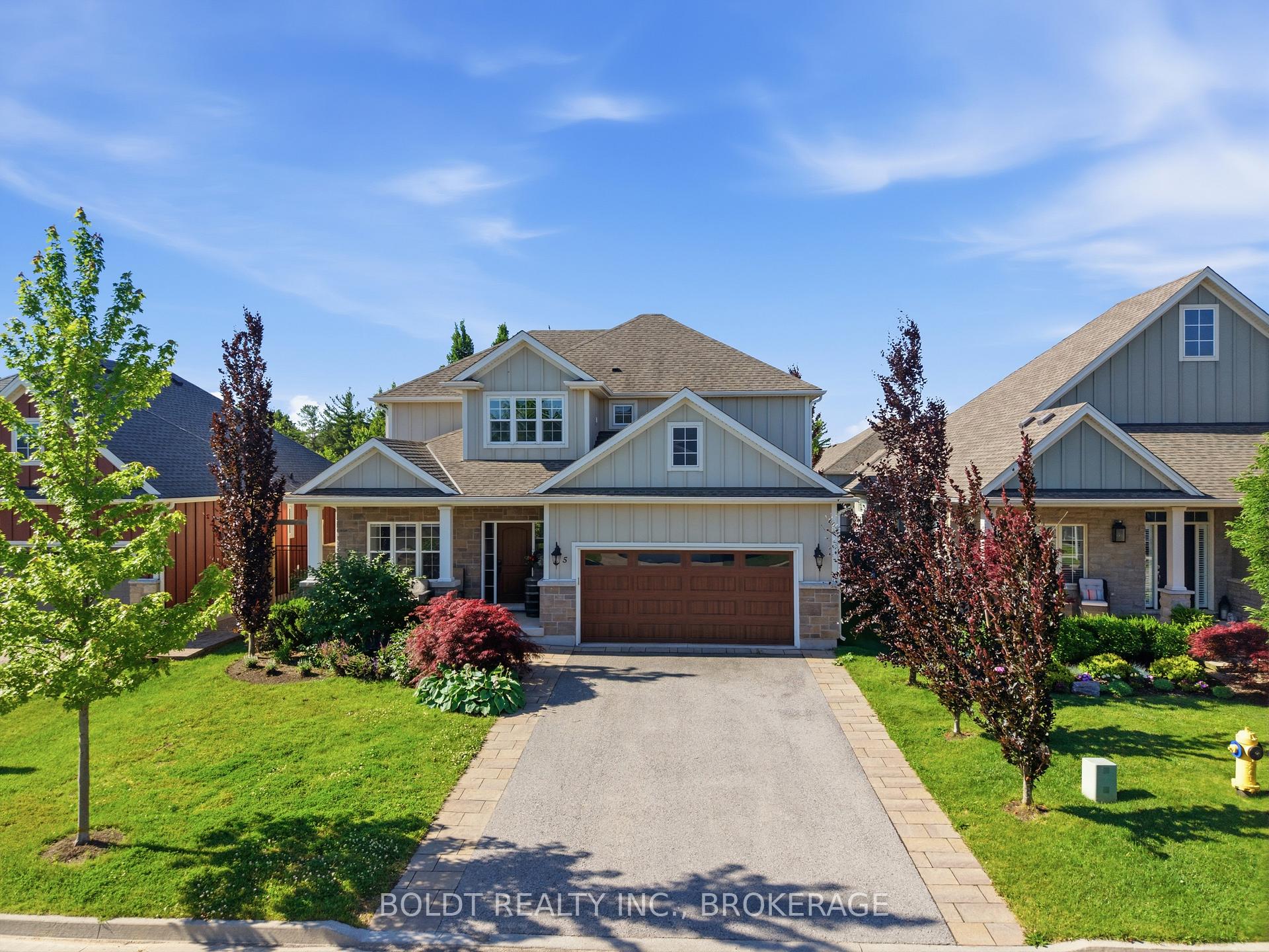 Photo 3 of 5 Gossen Drive, Niagara-on-the-Lake, Virgil — HOMEH