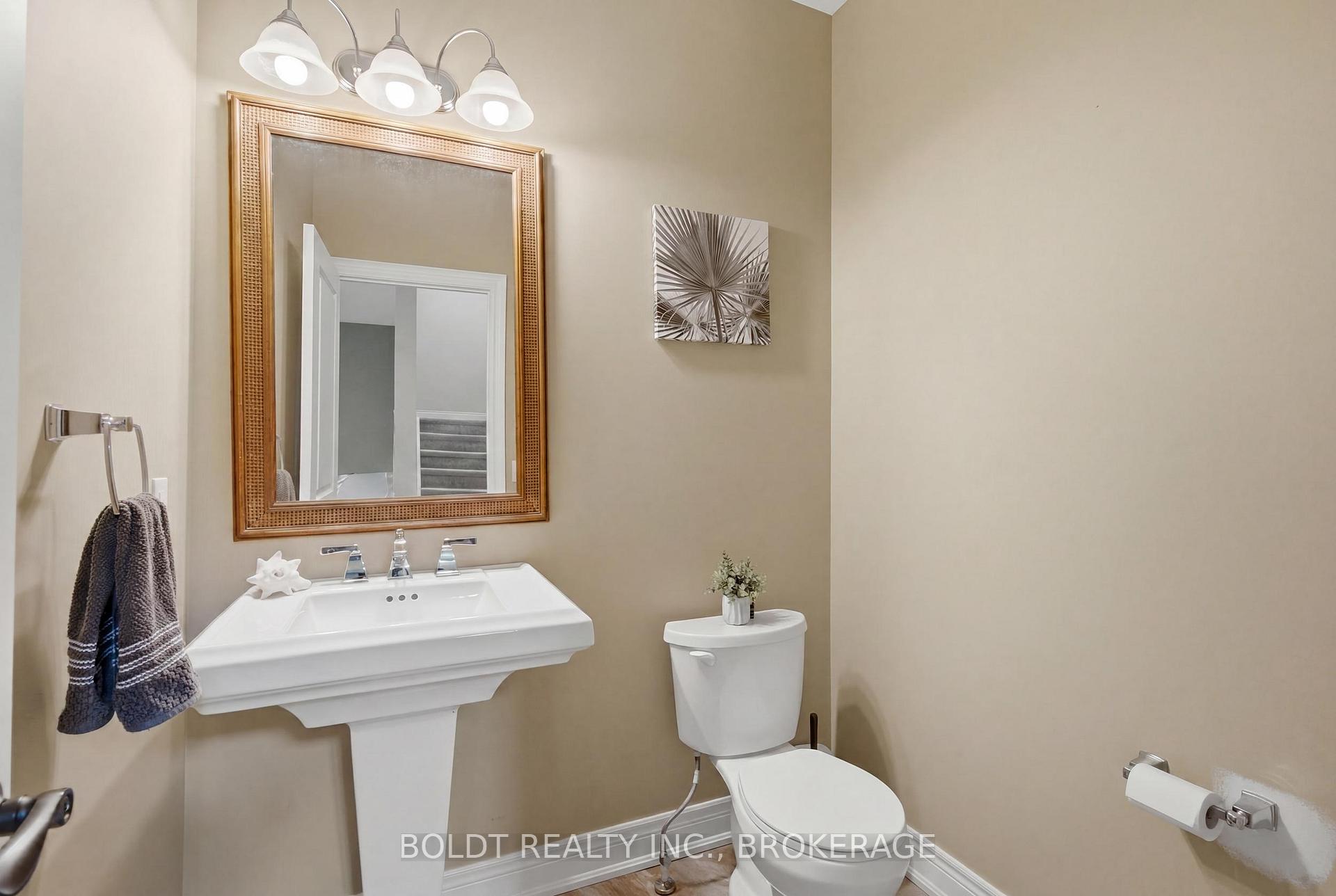 Photo 19 of 5 Gossen Drive, Niagara-on-the-Lake, Virgil — HOMEH