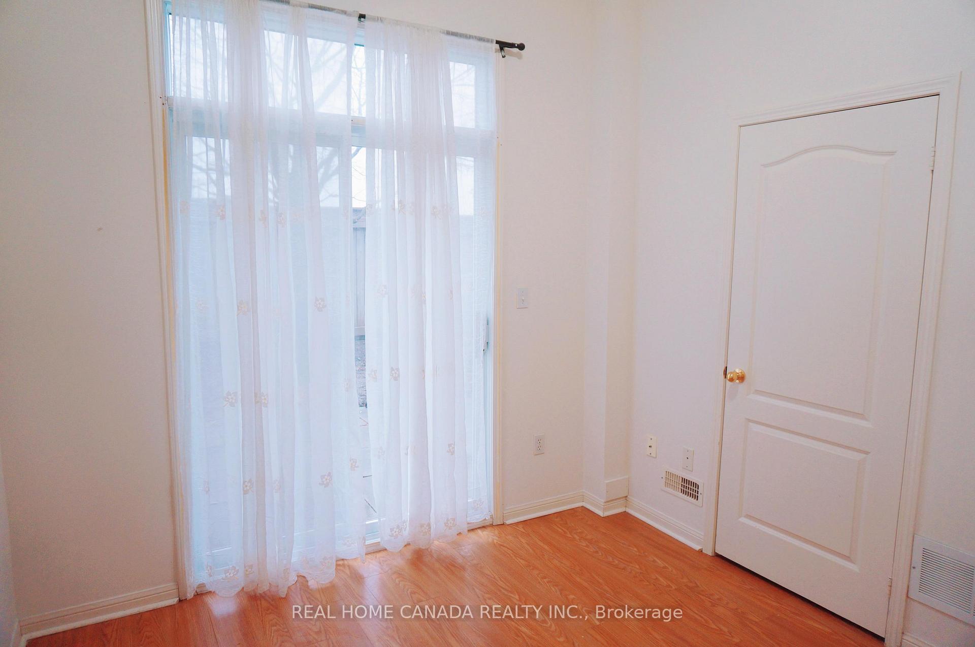 Photo 7 of Unit 54, 80 Acorn Place, Mississauga, Hurontario — HOMEH