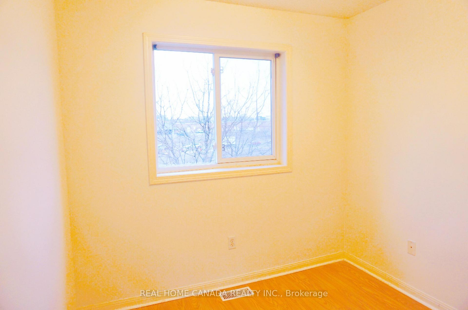 Photo 11 of Unit 54, 80 Acorn Place, Mississauga, Hurontario — HOMEH