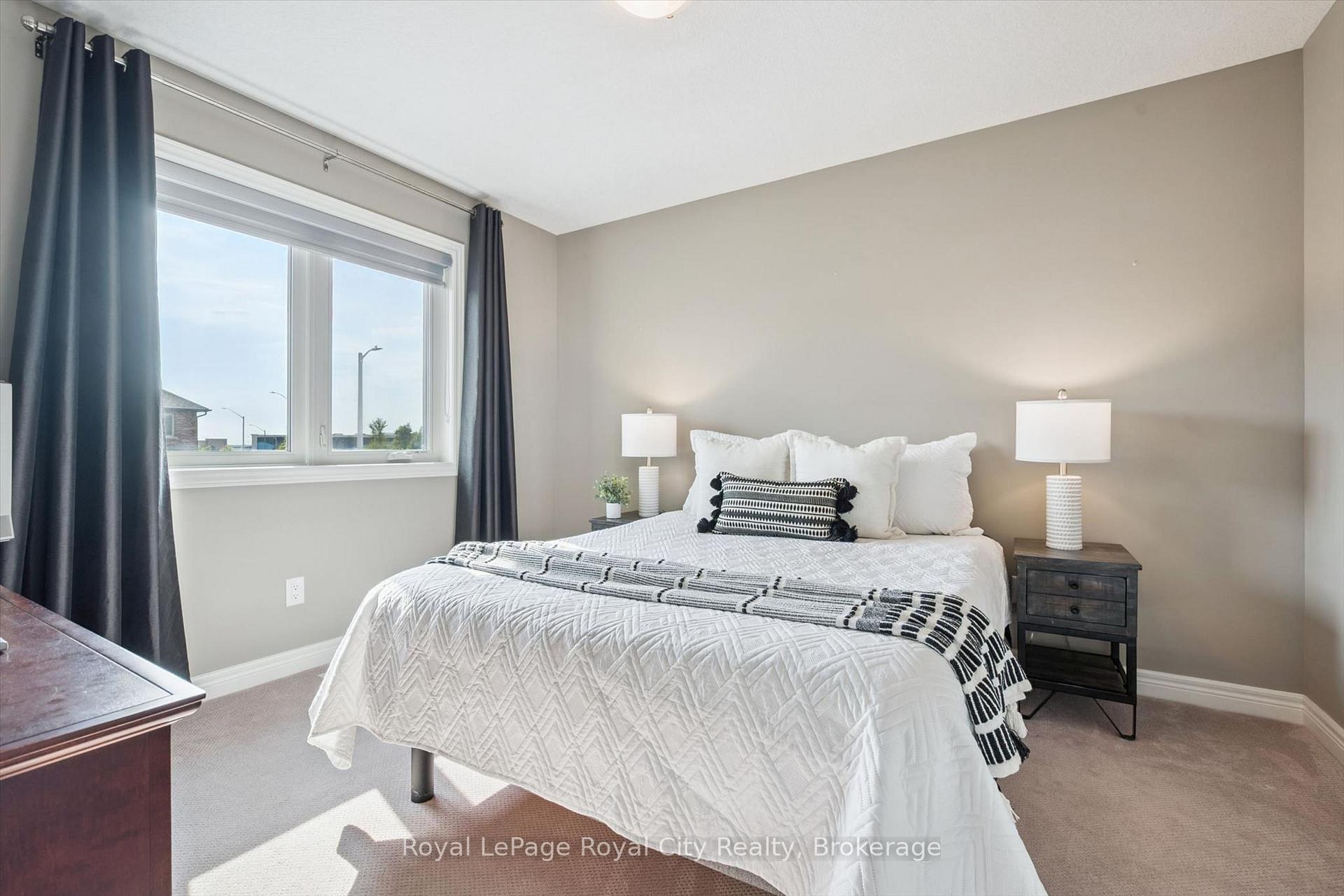 Photo 18 of 179 Dallan Drive, Guelph, Pineridge/Westminster Woods — HOMEH