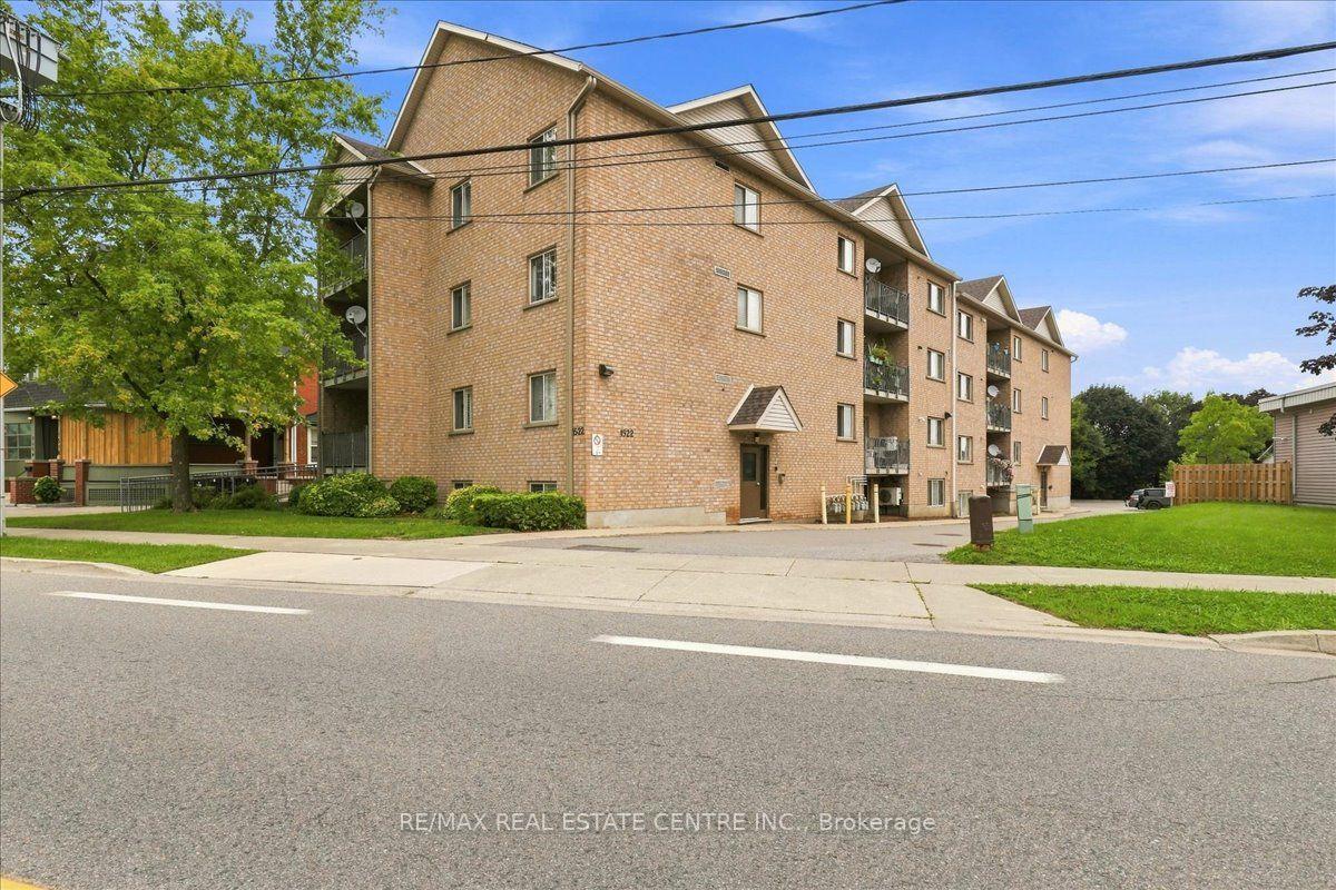 Photo of Unit 403, 1522 King Street E