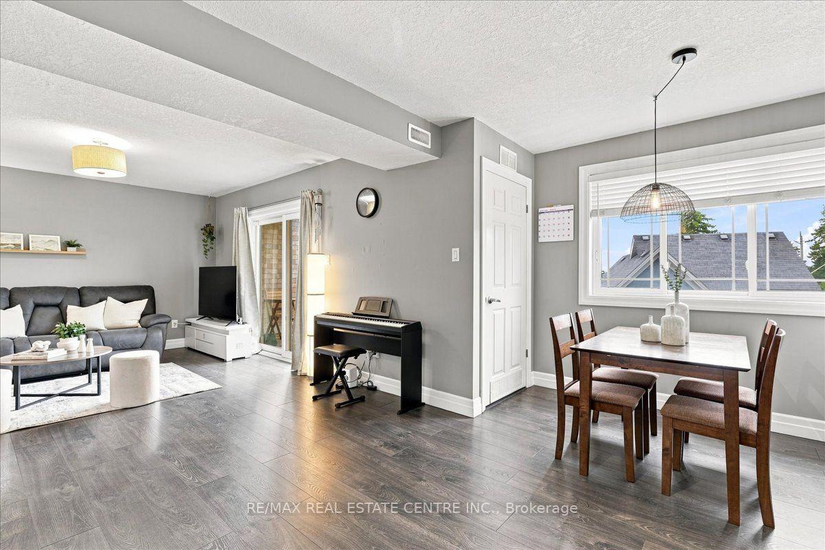 Photo 10 of Unit 403, 1522 King Street E, Kitchener, Eastwood — HOMEH