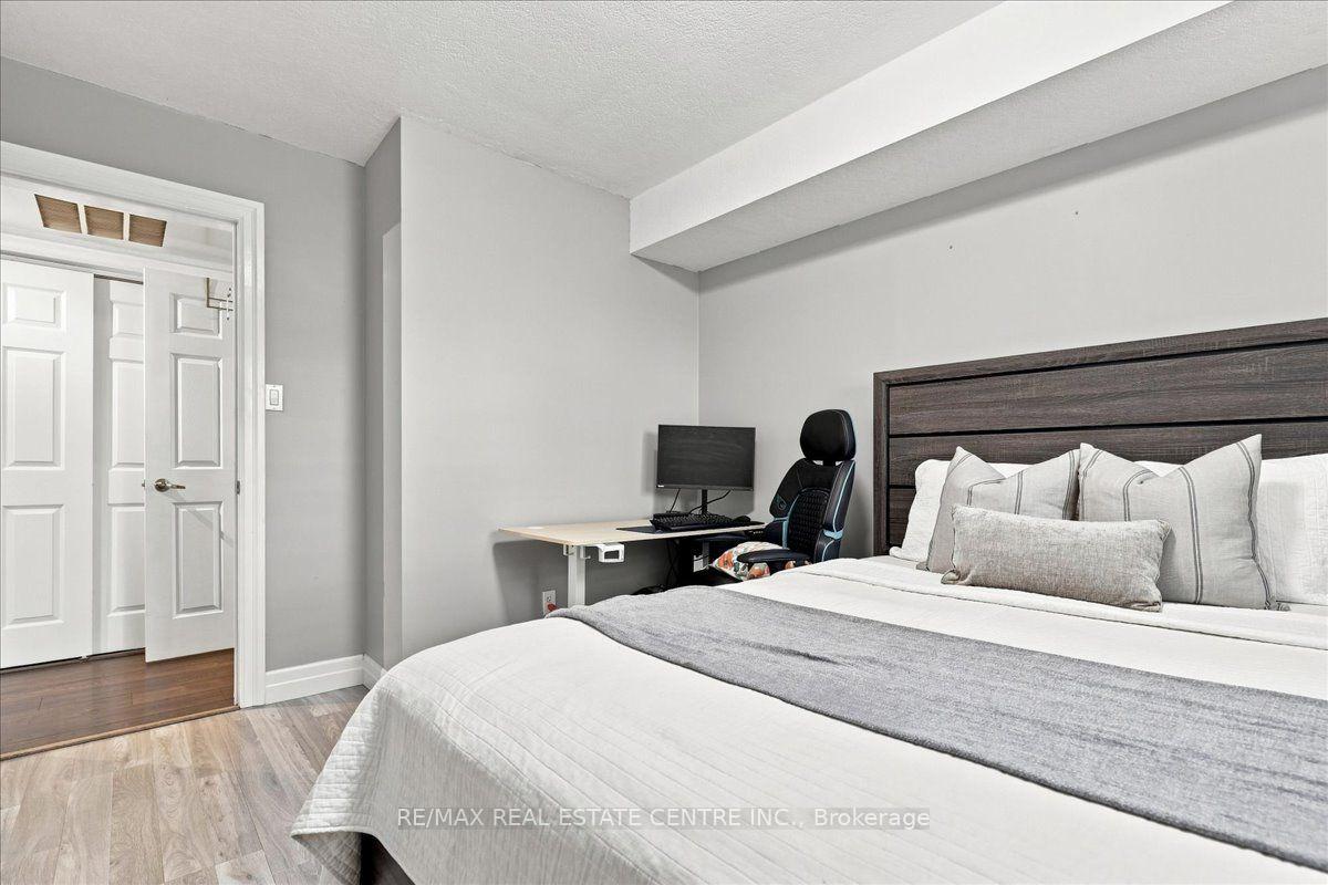 Photo 17 of Unit 403, 1522 King Street E, Kitchener, Eastwood — HOMEH