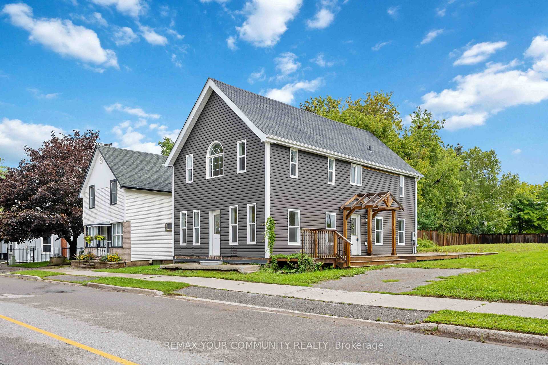 Photo of 4973 Old Brock Road