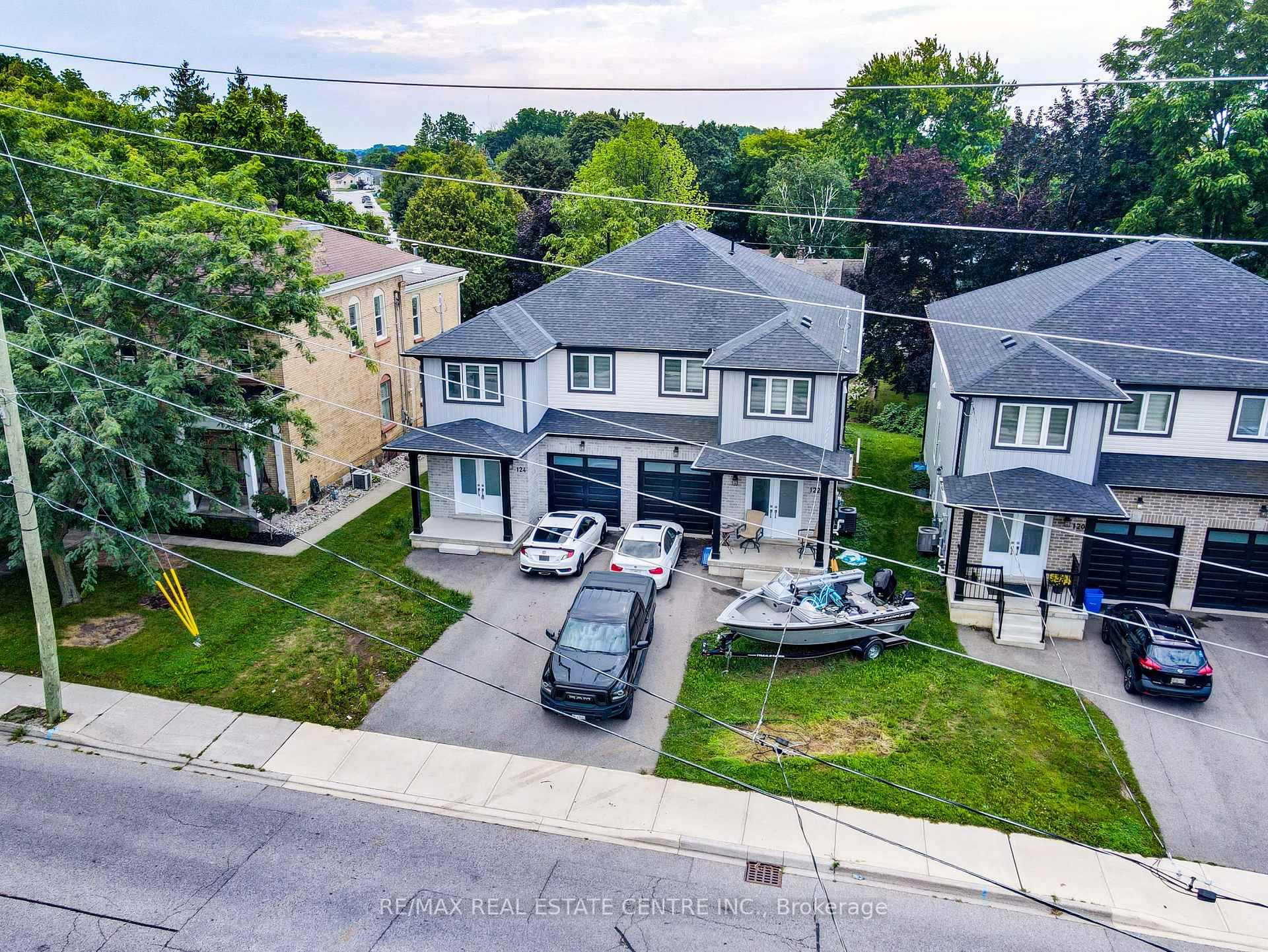 Photo 3 of 124 King Street E, Ingersoll, Ingersoll - South — HOMEH