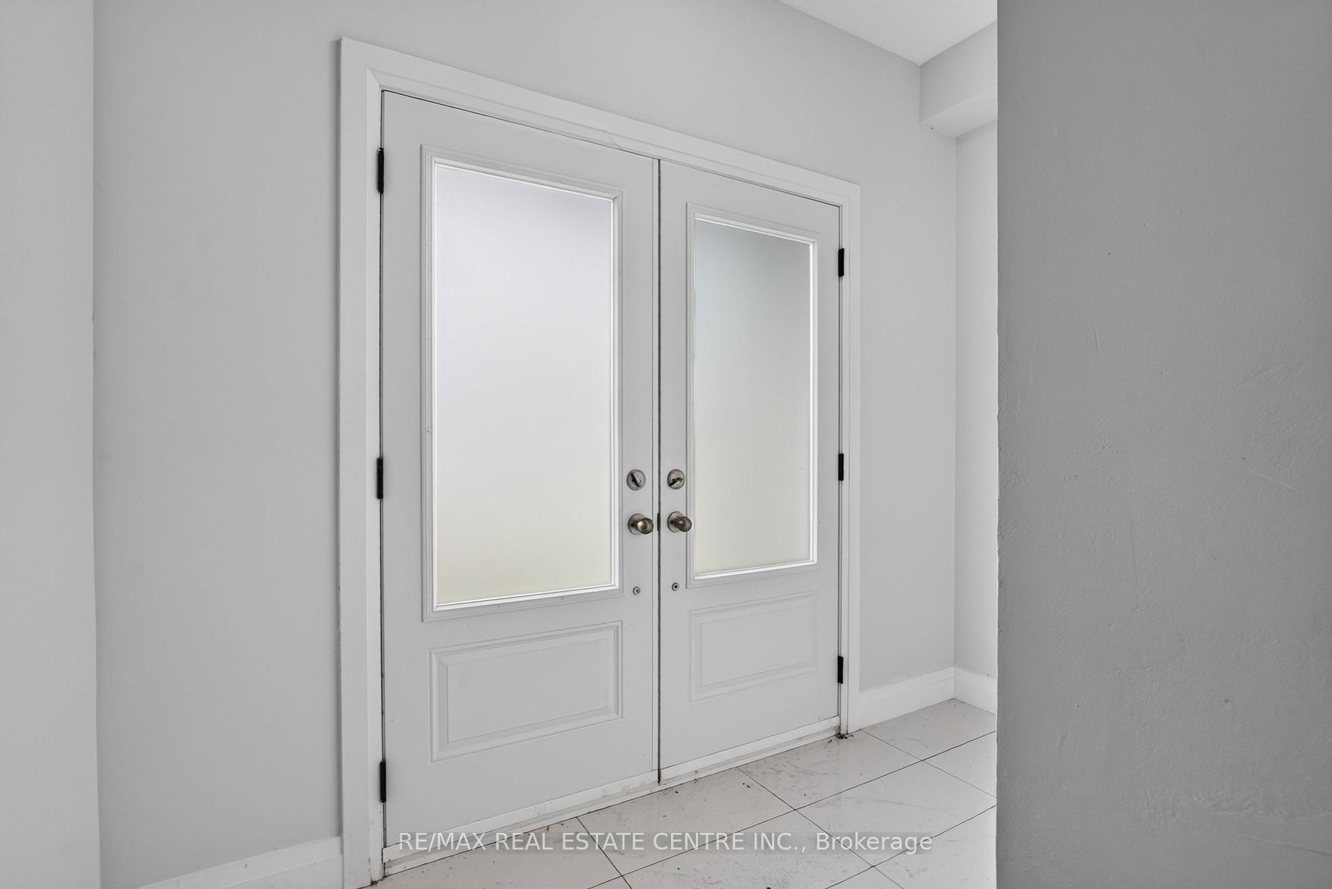 Photo 5 of 124 King Street E, Ingersoll, Ingersoll - South — HOMEH