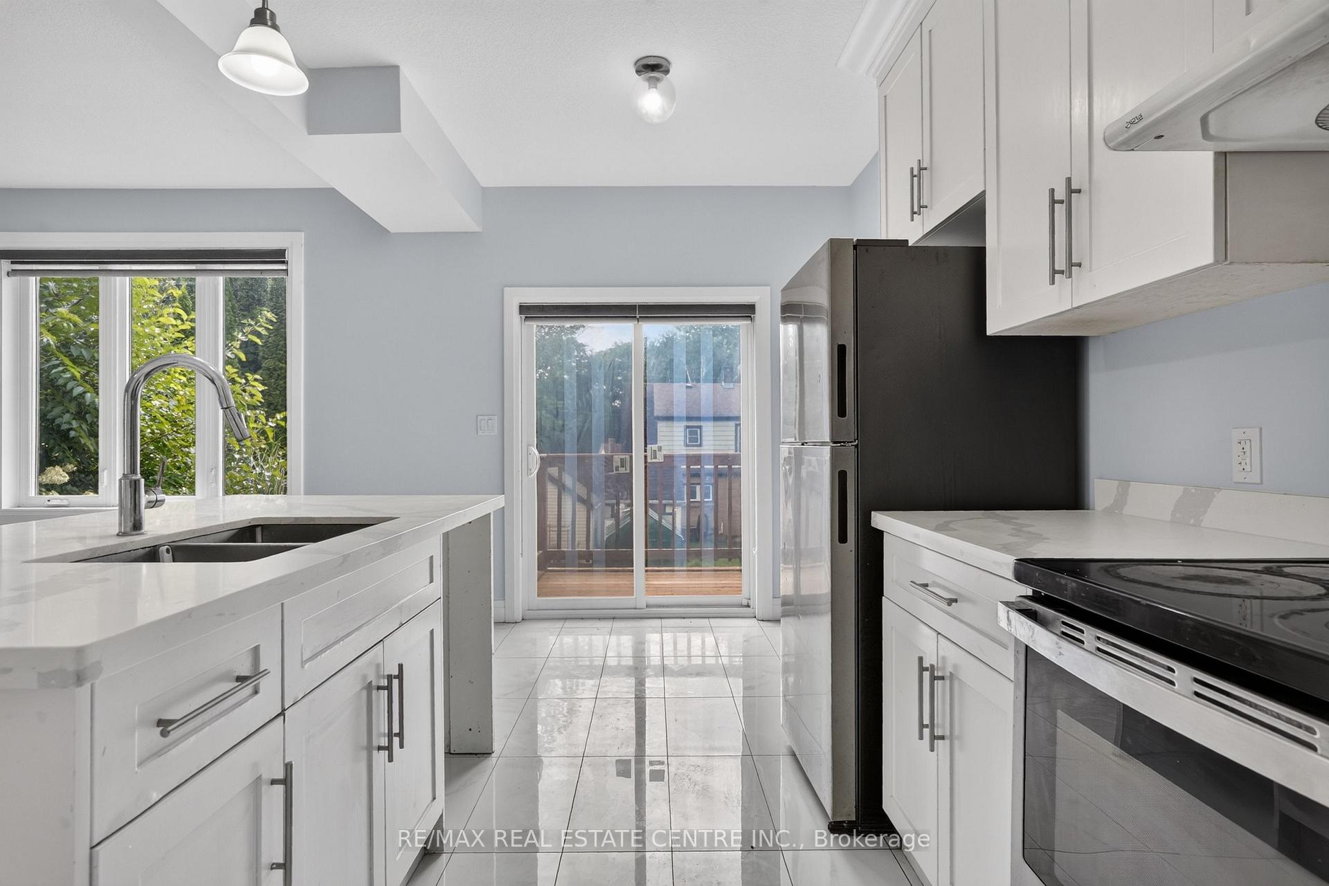 Photo 19 of 124 King Street E, Ingersoll, Ingersoll - South — HOMEH