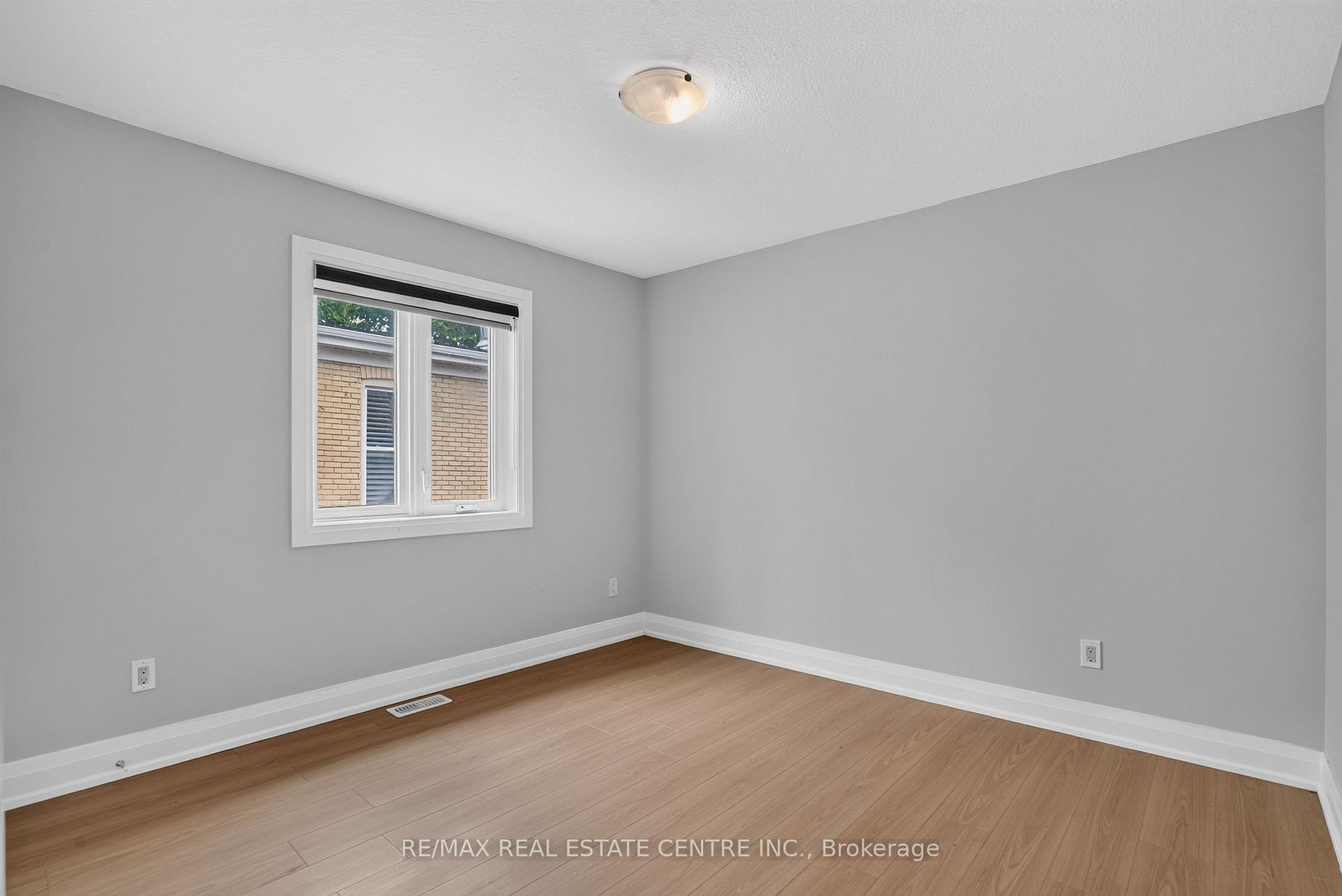 Photo 34 of 124 King Street E, Ingersoll, Ingersoll - South — HOMEH