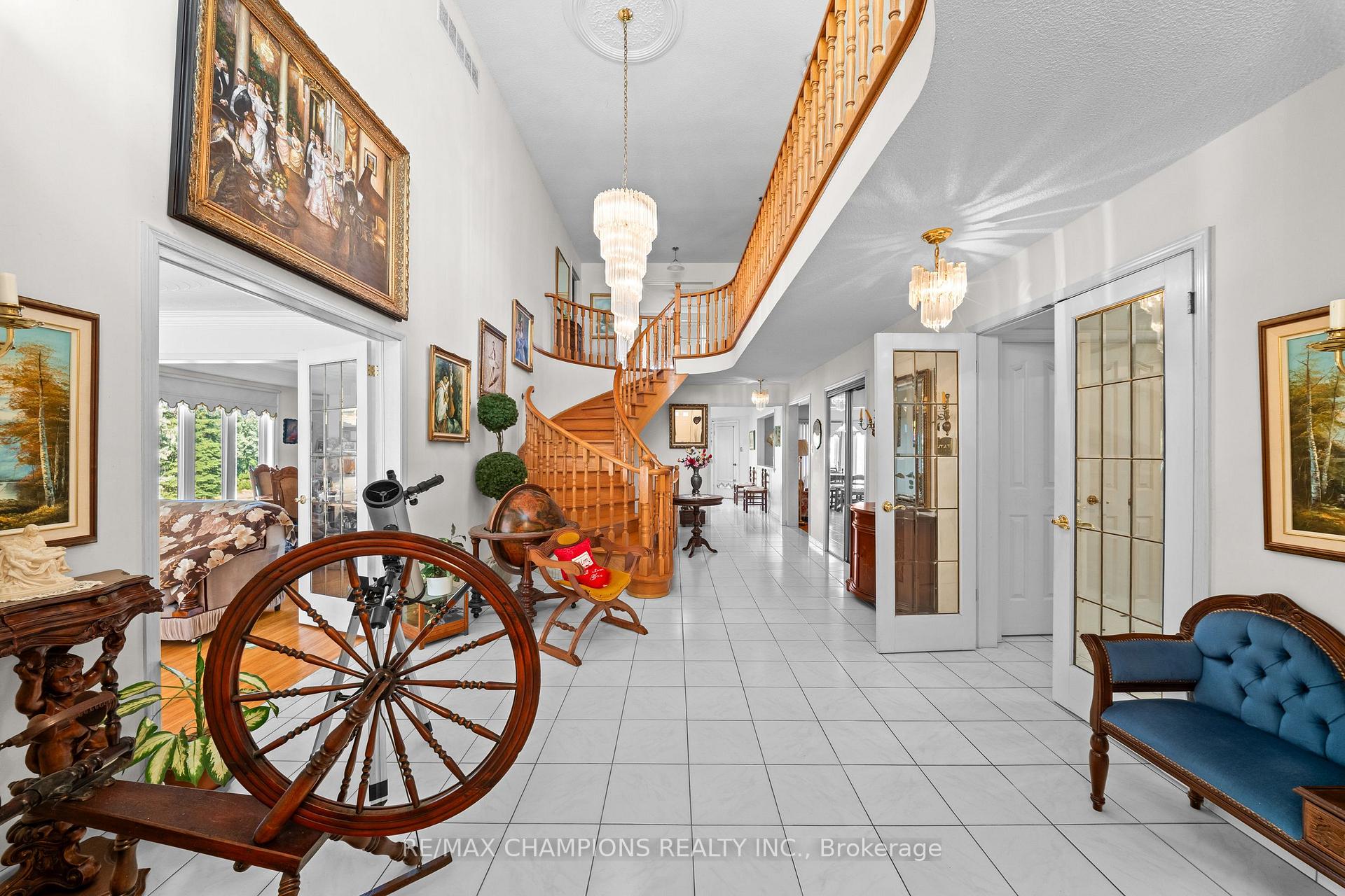 Photo 9 of 4047 Countryside Drive, Brampton, Toronto Gore Rural Estate — HOMEH