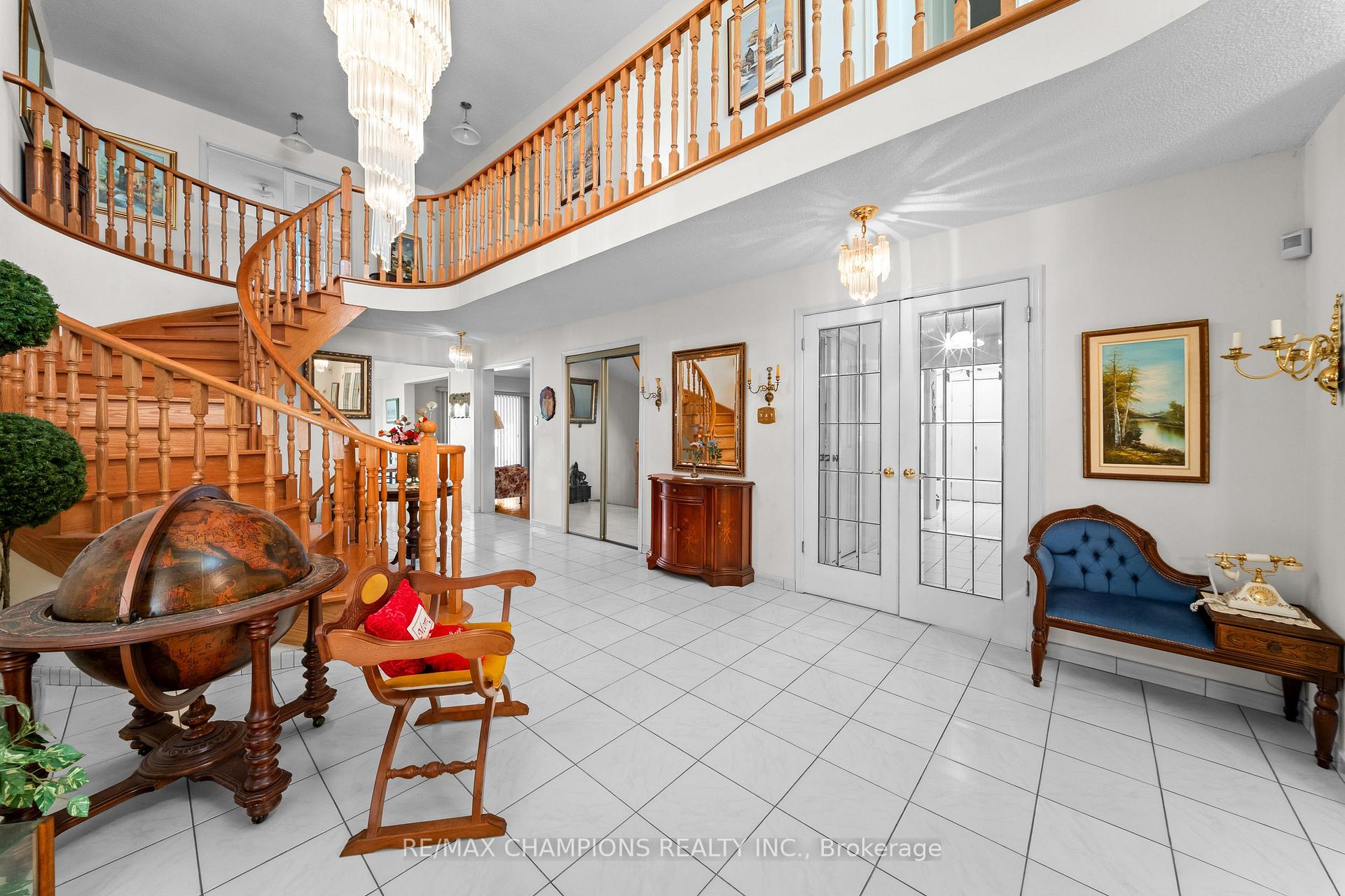 Photo 10 of 4047 Countryside Drive, Brampton, Toronto Gore Rural Estate — HOMEH