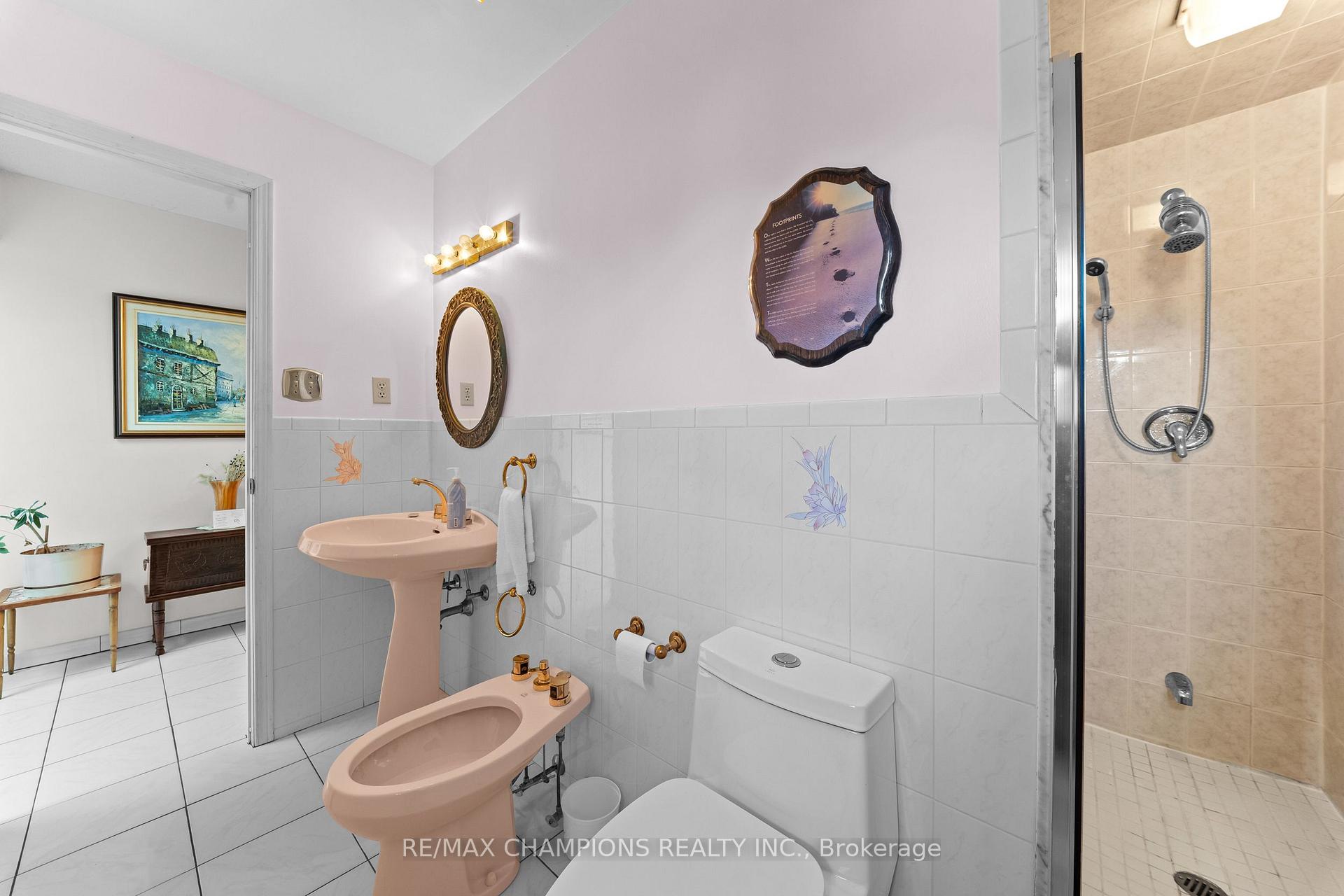 Photo 23 of 4047 Countryside Drive, Brampton, Toronto Gore Rural Estate — HOMEH