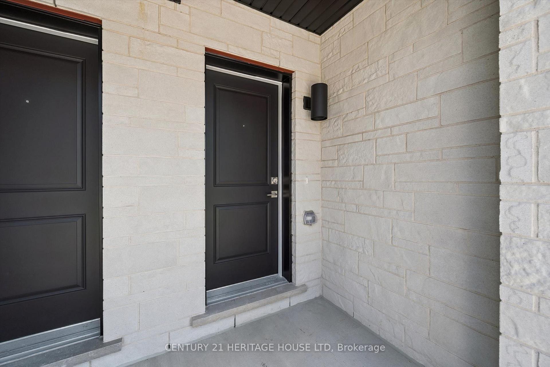 Photo 5 of Unit B047, 525 Erinbrook Drive, Kitchener, Laurentian Hills/Country Hills W — HOMEH