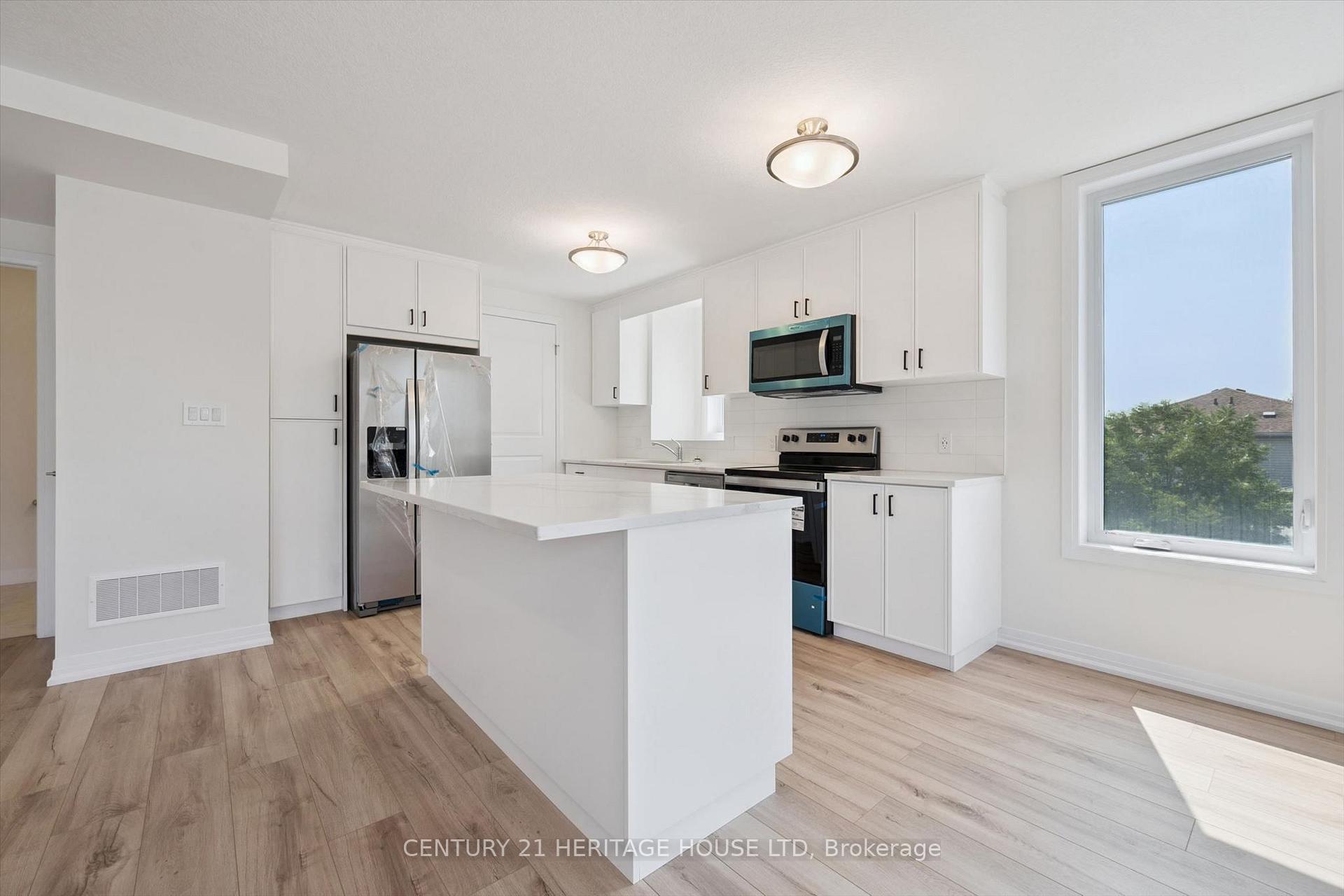 Photo 16 of Unit B047, 525 Erinbrook Drive, Kitchener, Laurentian Hills/Country Hills W — HOMEH