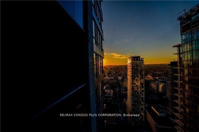 Photo 11 of Unit 4203, 295 Adelaide Street W, Toronto, Waterfront Communities — HOMEH