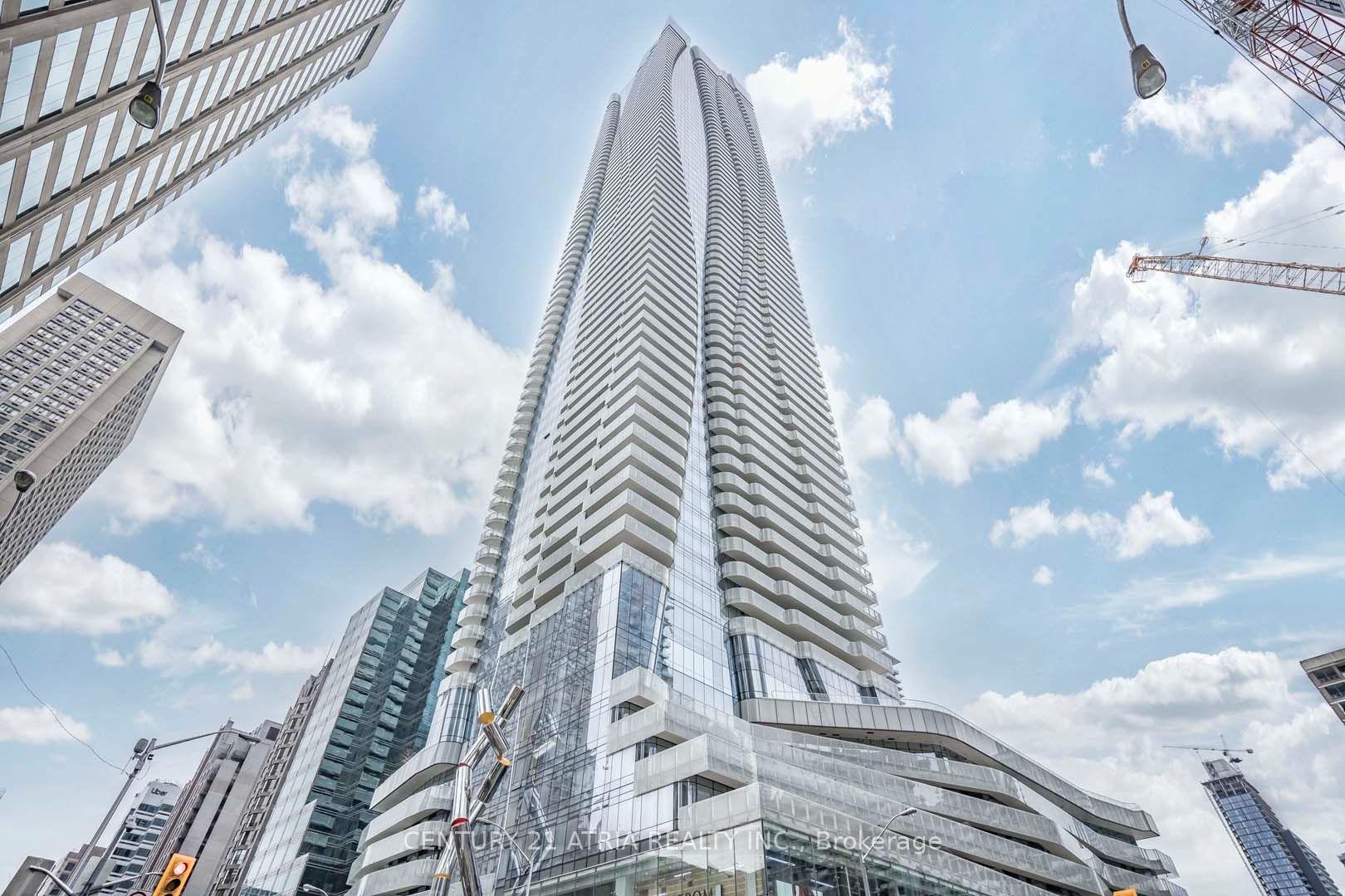 Front of Unit 2704, 1 Bloor Street E