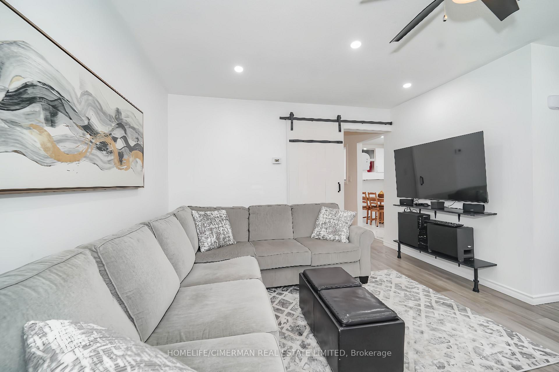 Photo 8 of 20 Lawrence Crescent, Clarington, Bowmanville — HOMEH