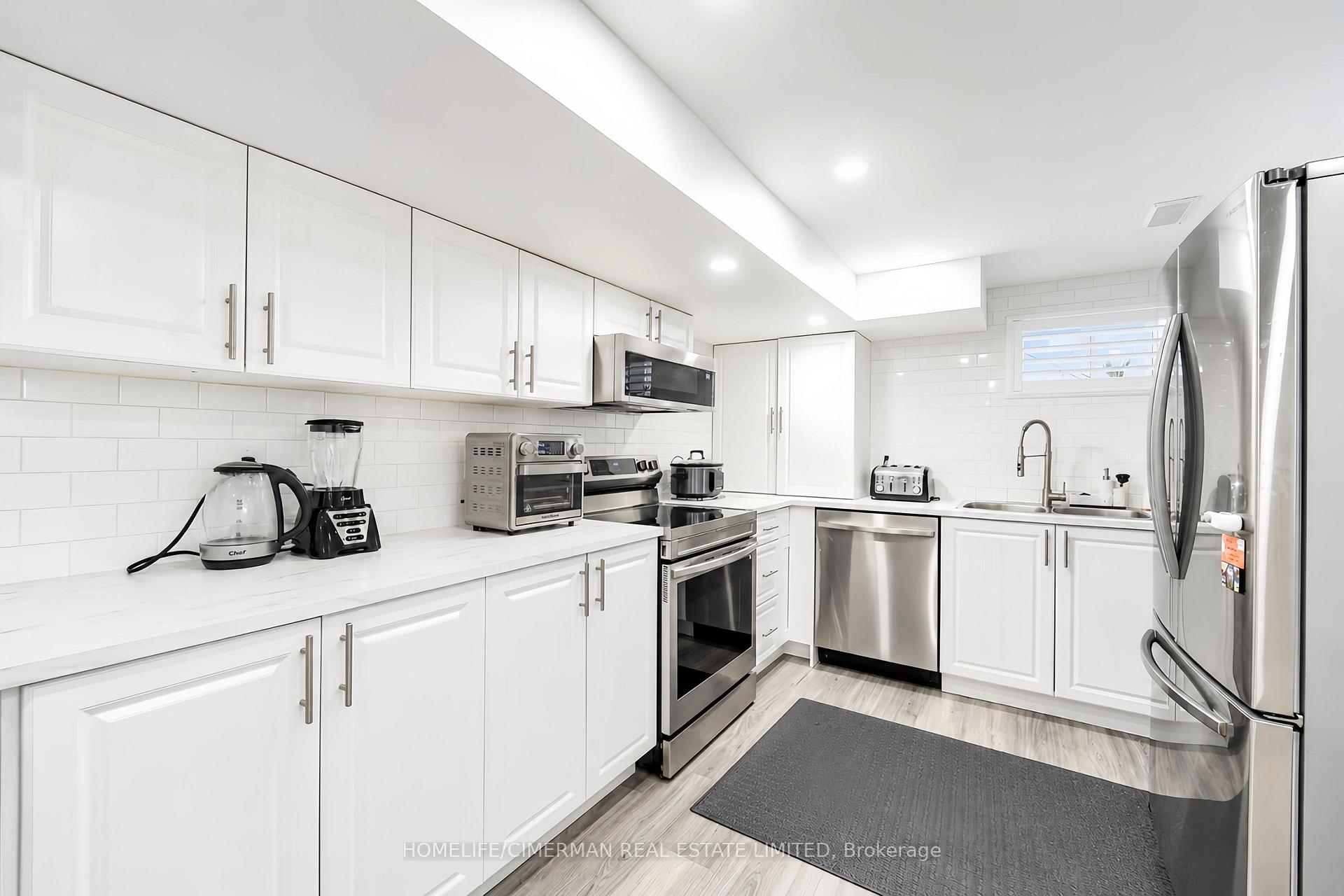 Photo 26 of 20 Lawrence Crescent, Clarington, Bowmanville — HOMEH