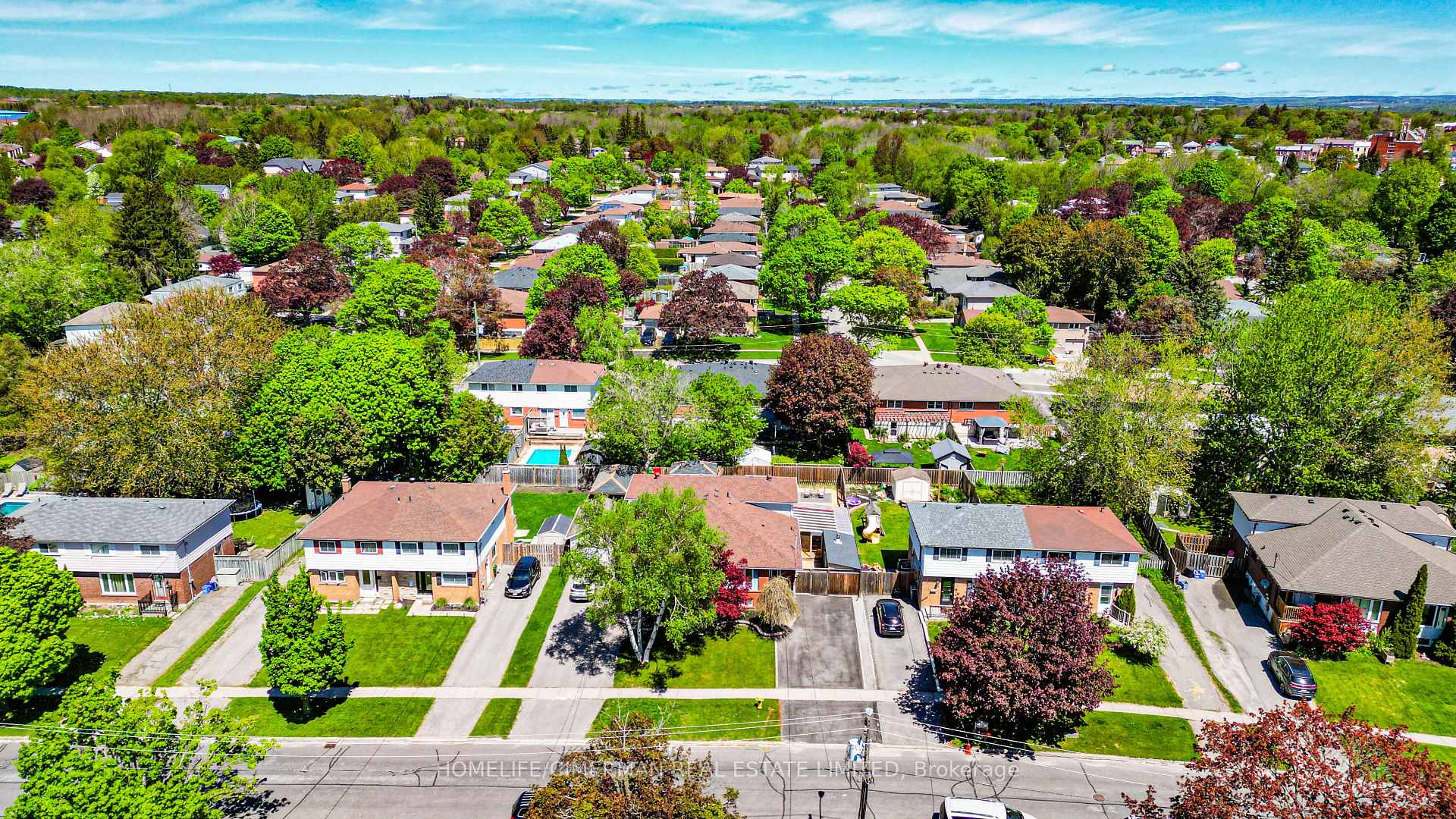 Photo 33 of 20 Lawrence Crescent, Clarington, Bowmanville — HOMEH