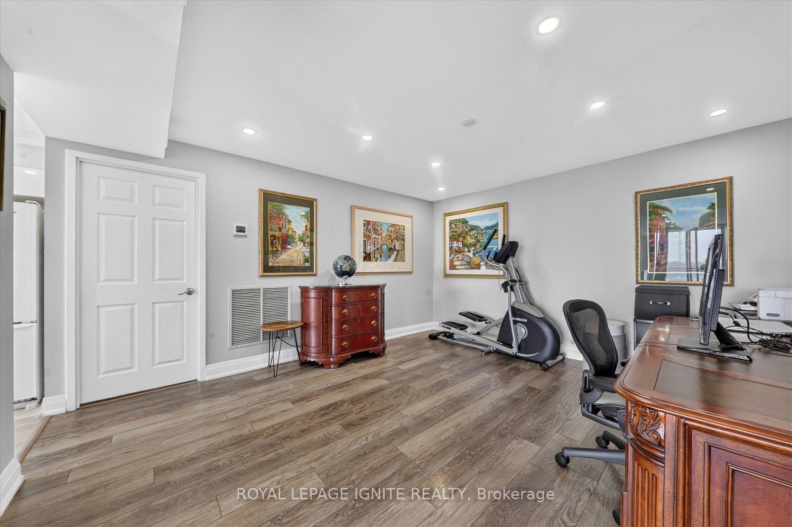 Photo 20 of Unit 809, 4725 Sheppard Avenue E, Scarborough, Agincourt South-Malvern West — HOMEH
