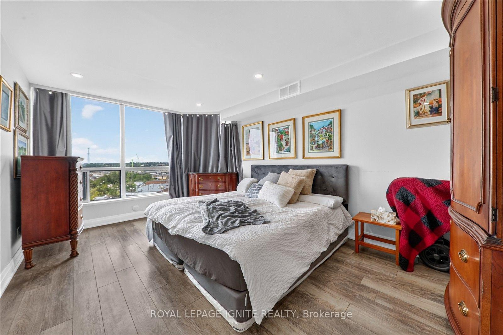 Photo 23 of Unit 809, 4725 Sheppard Avenue E, Scarborough, Agincourt South-Malvern West — HOMEH