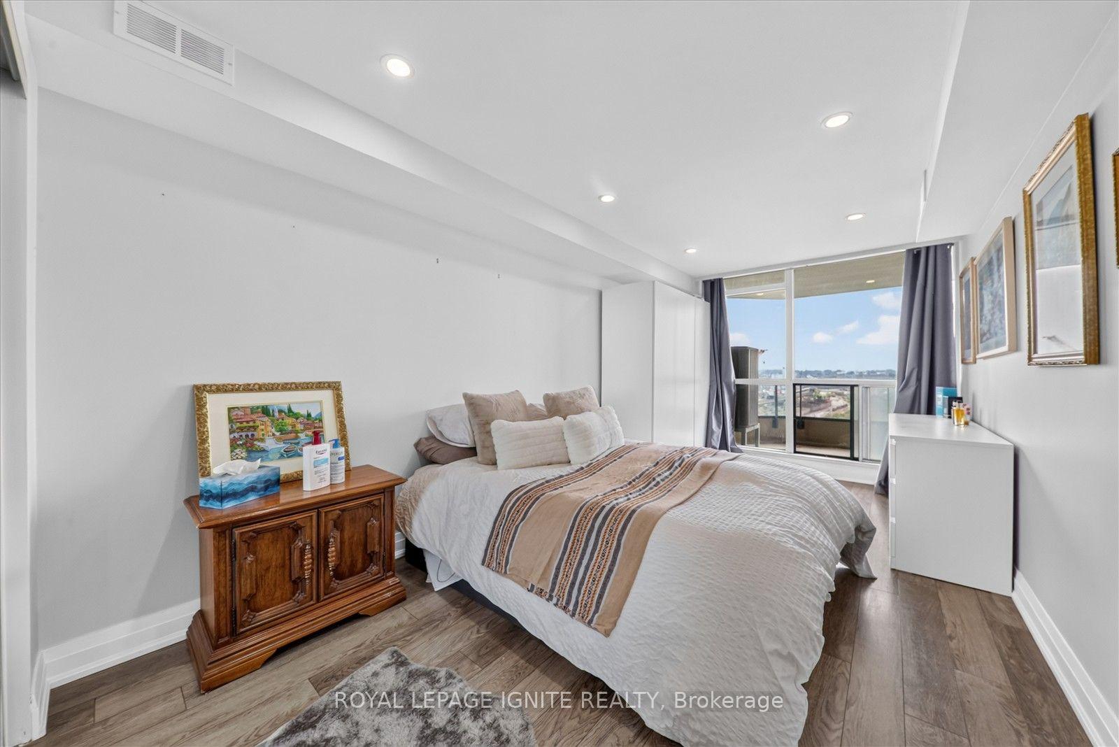 Photo 27 of Unit 809, 4725 Sheppard Avenue E, Scarborough, Agincourt South-Malvern West — HOMEH