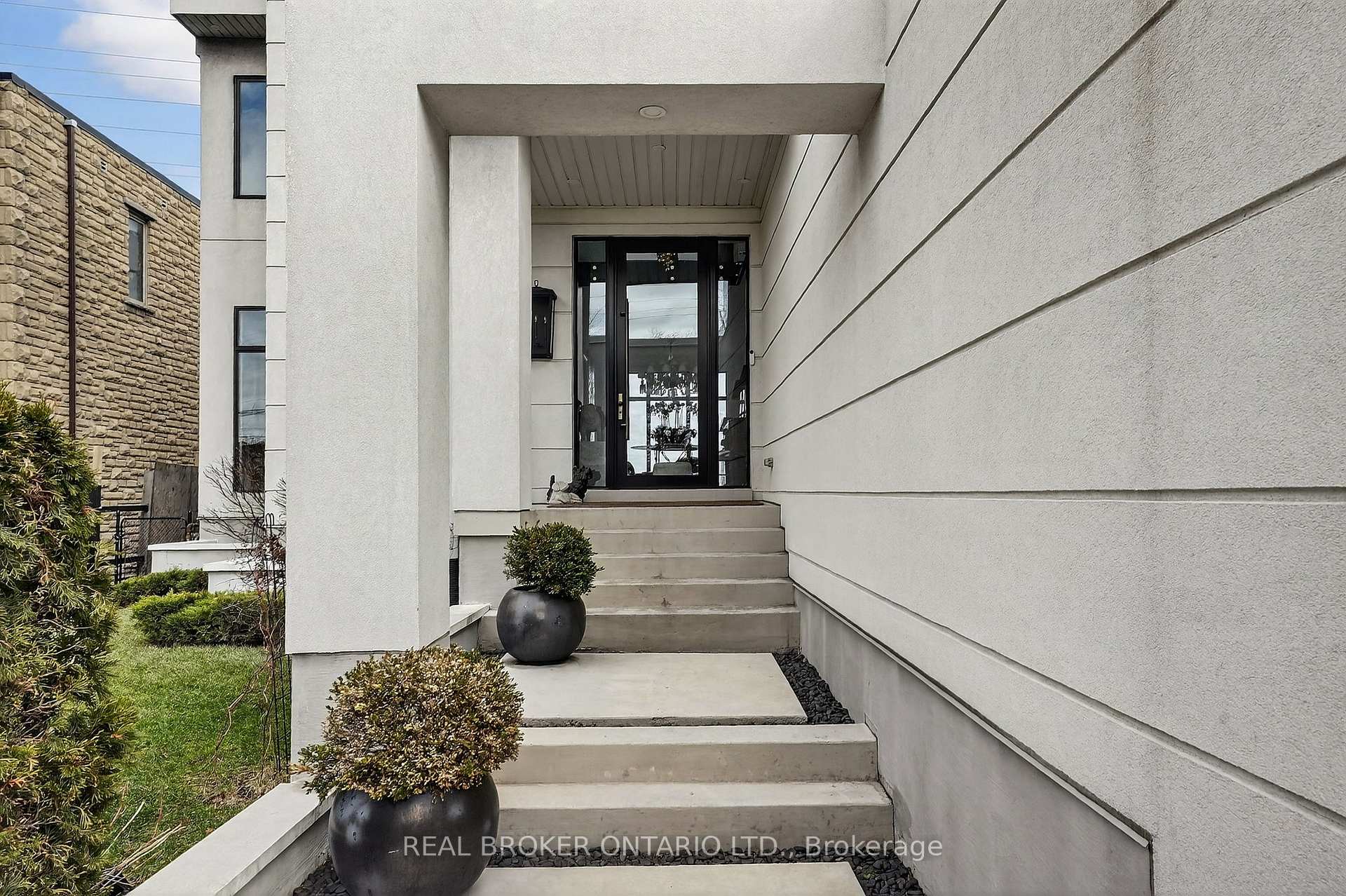 Photo 5 of 711 Beach Boulevard, Hamilton, Hamilton Beach — HOMEH