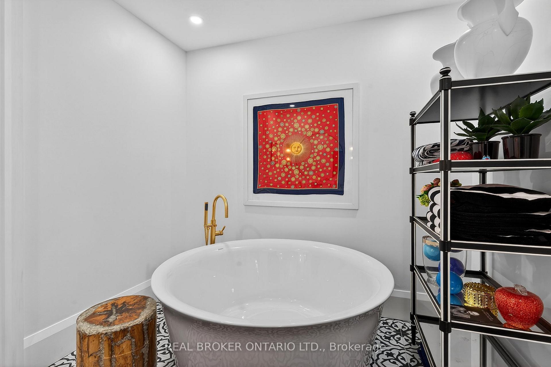 Photo 35 of 711 Beach Boulevard, Hamilton, Hamilton Beach — HOMEH