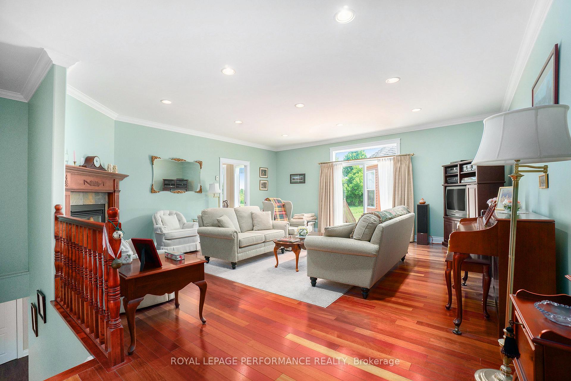 Photo 8 of 3285 Broadway Avenue, North Stormont, North Stormont (Roxborough) Twp — HOMEH
