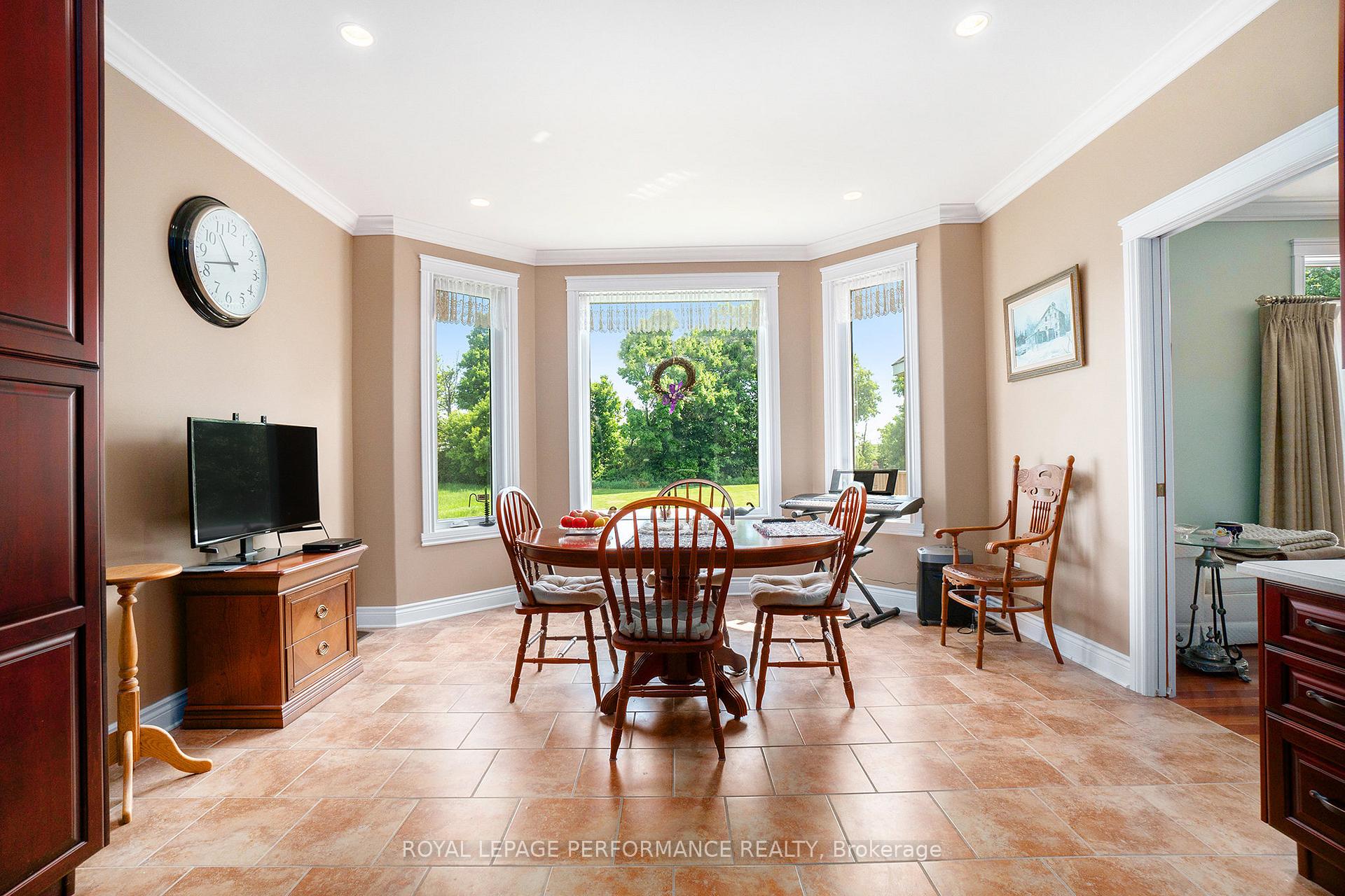 Photo 19 of 3285 Broadway Avenue, North Stormont, North Stormont (Roxborough) Twp — HOMEH